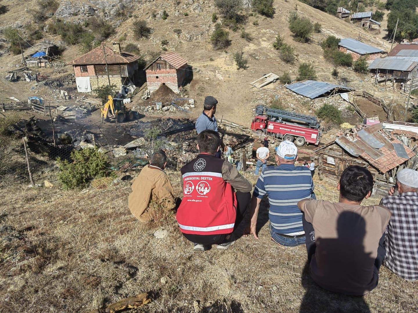 Sinop’ta yangın mağduru aileye psikososyal destek