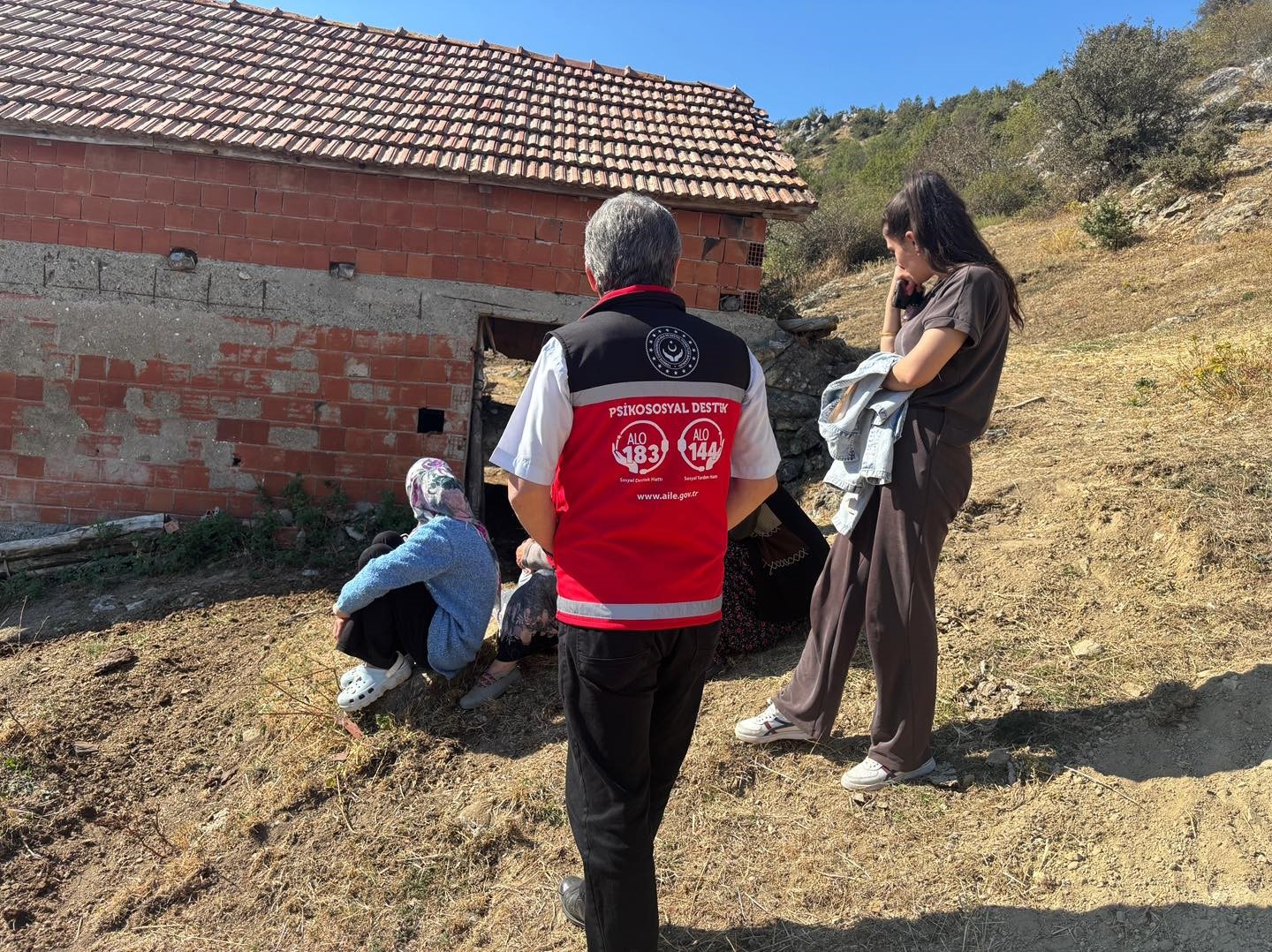 Sinop&rsquo;ta yangın mağduru aileye psikososyal destek
