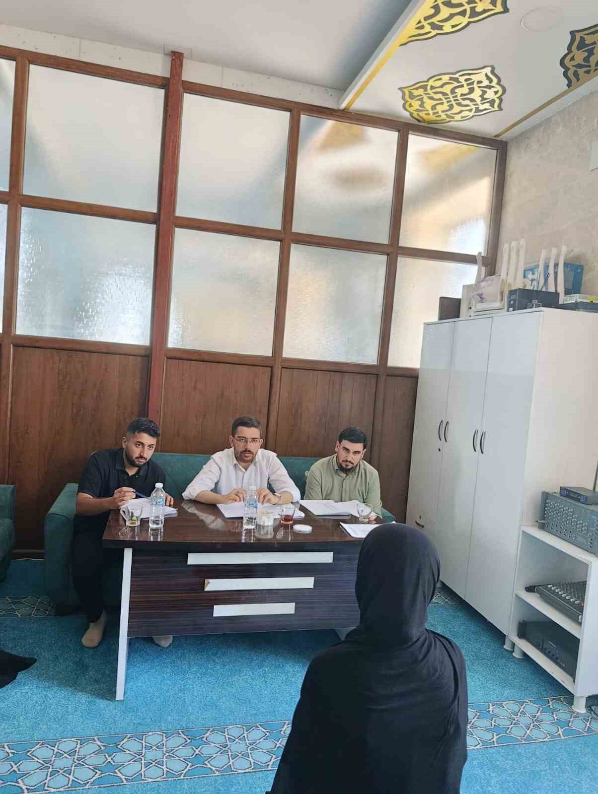 &Ccedil;aldıran&rsquo;da "Hadis Ezberleme Yarışması" d&uuml;zenlendi
