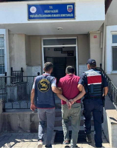 Niğde&rsquo;de aranan şahıslar ve kablo hırsızlığı ş&uuml;phelileri yakalandı
