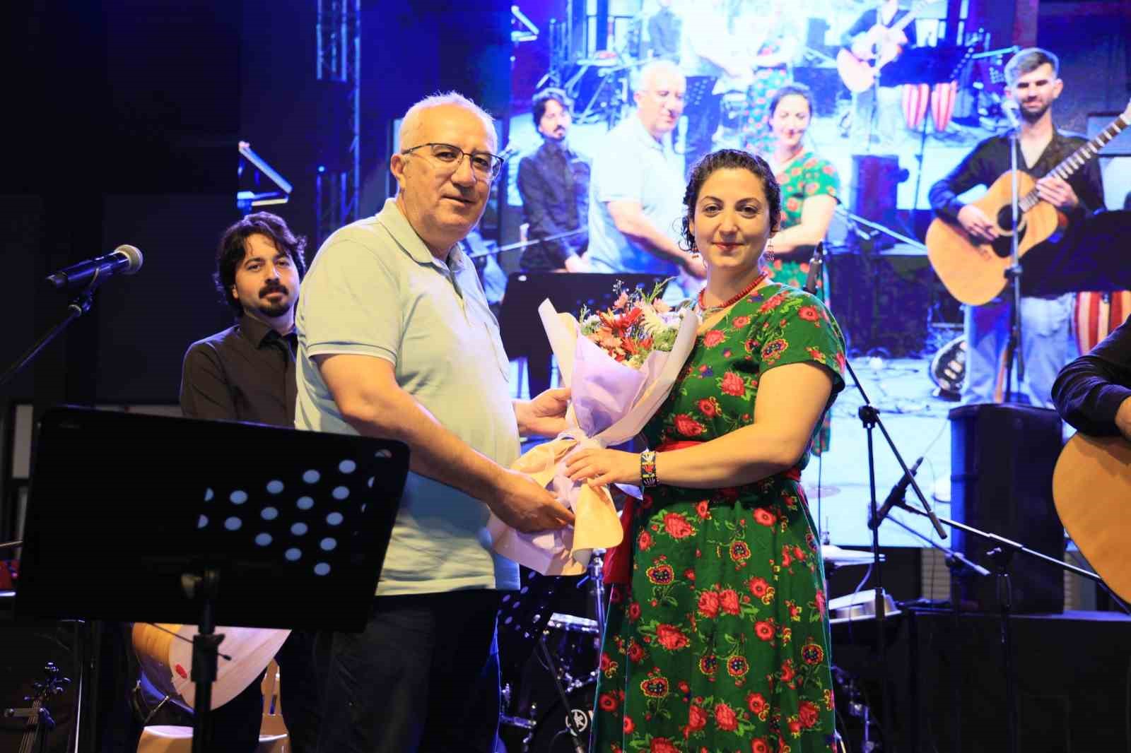 &Ccedil;ameli K&uuml;lt&uuml;r Festivalinde coşku devam ediyor
