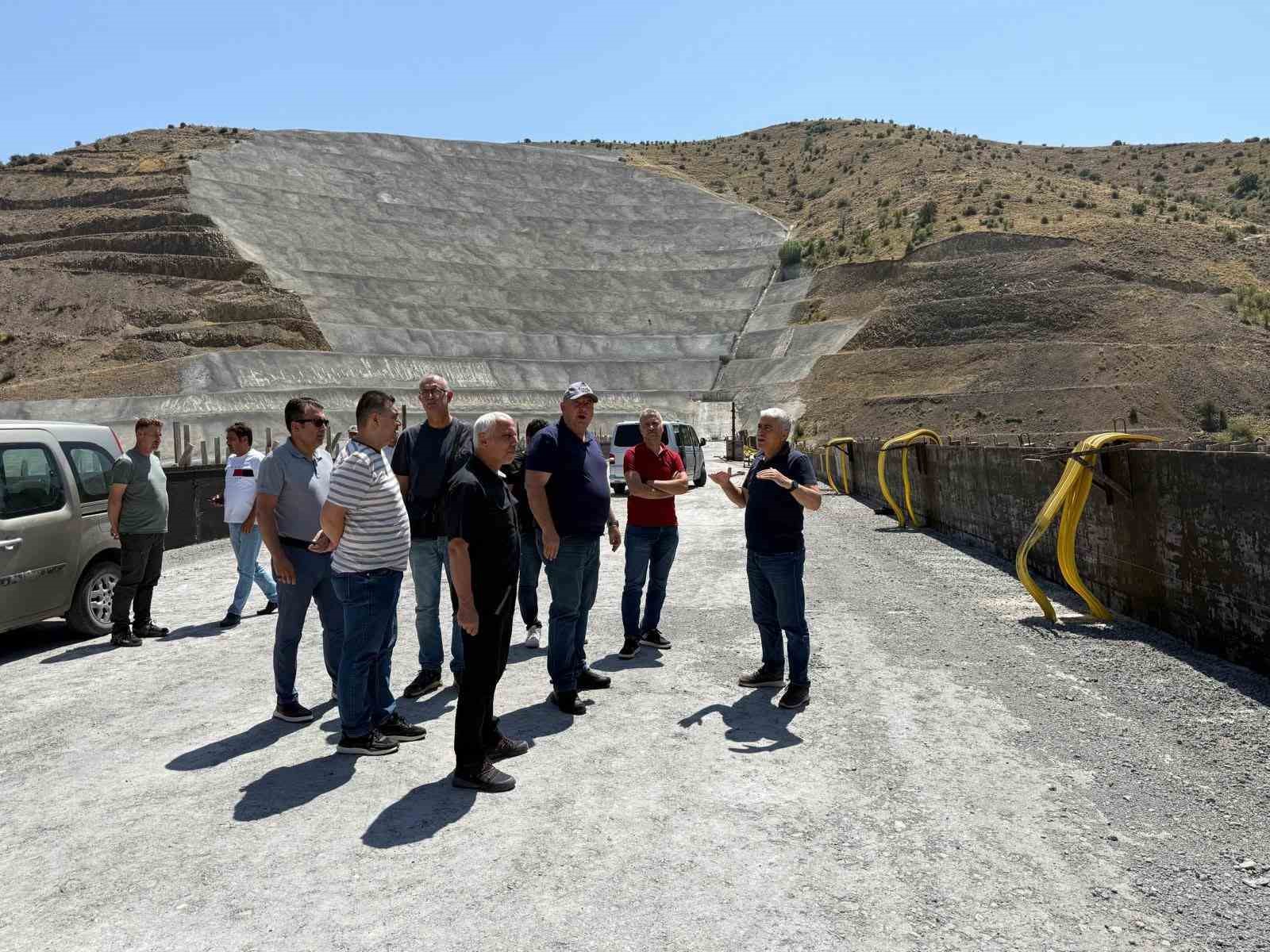 DSİ 18. Bölge Müdürü Erkan, Başören Tekke Kavaklı Barajı’nda incelemelerde bulundu