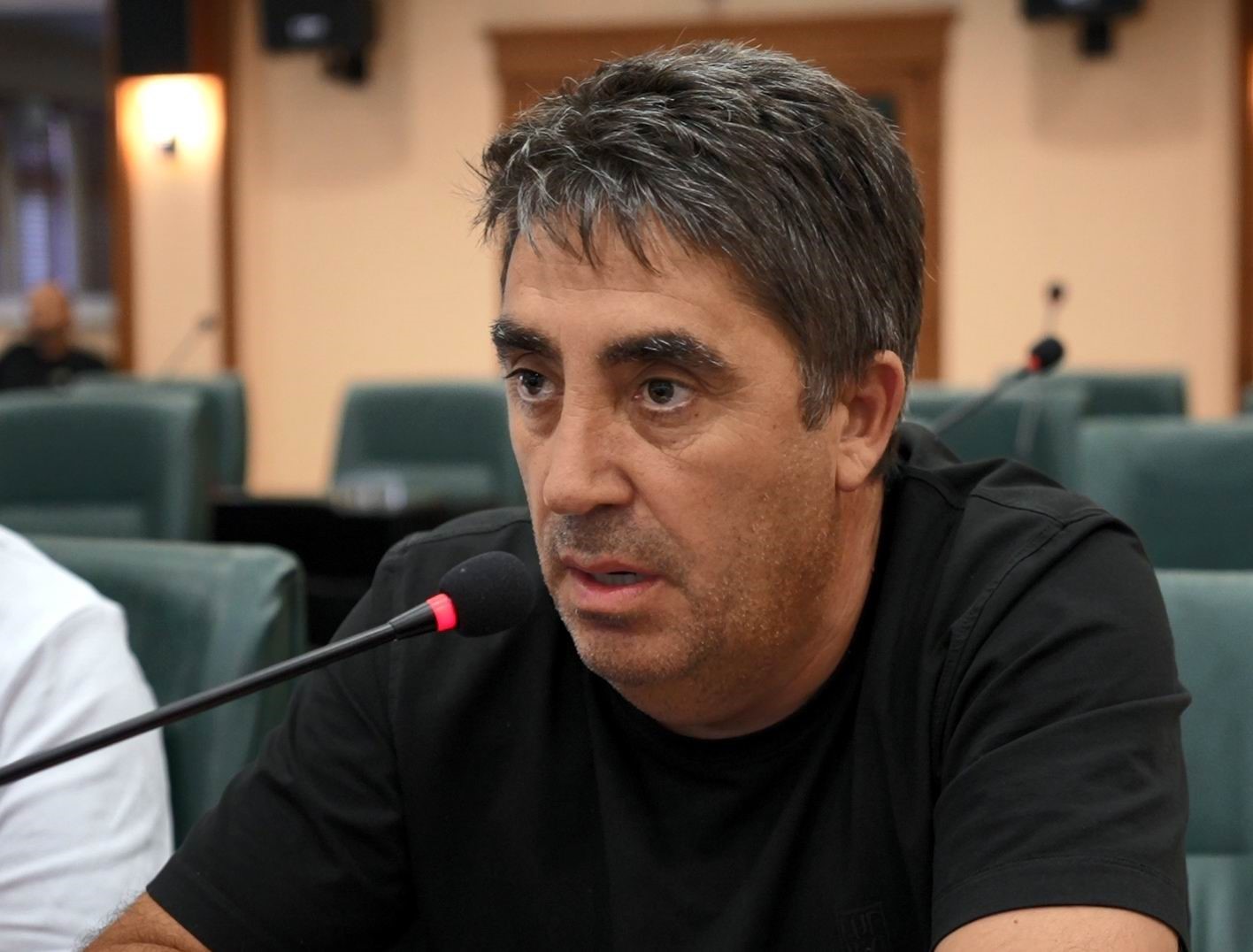 Tekkek&ouml;y&rsquo;&uuml;n ihale ile satılamayan arsası meclis g&uuml;ndeminde
