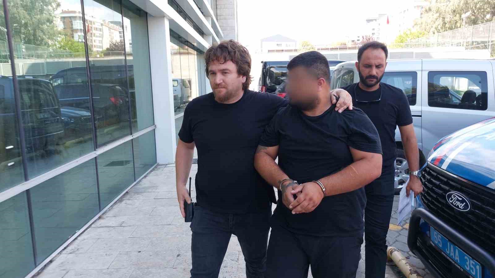 Sokak ortasında eşini darp edip ateş a&ccedil;an şahıs tutuklandı
