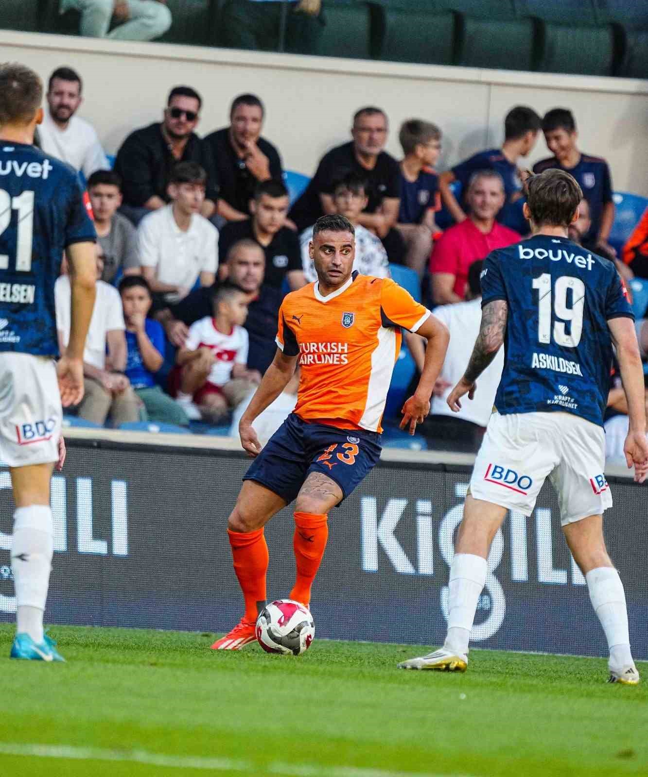 UEFA Konferans Ligi: Başakşehir: 1 - Viking: 1 (İlk yarı)

