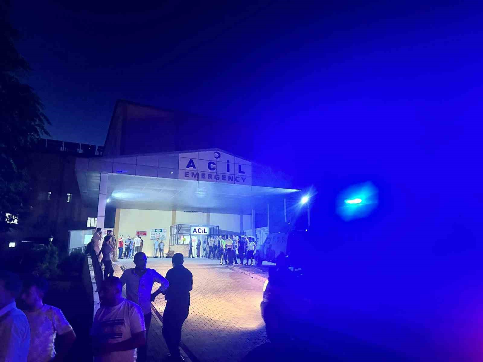 Elazığ&rsquo;da silahlı ve bı&ccedil;aklı kavga: 6 yaralı
