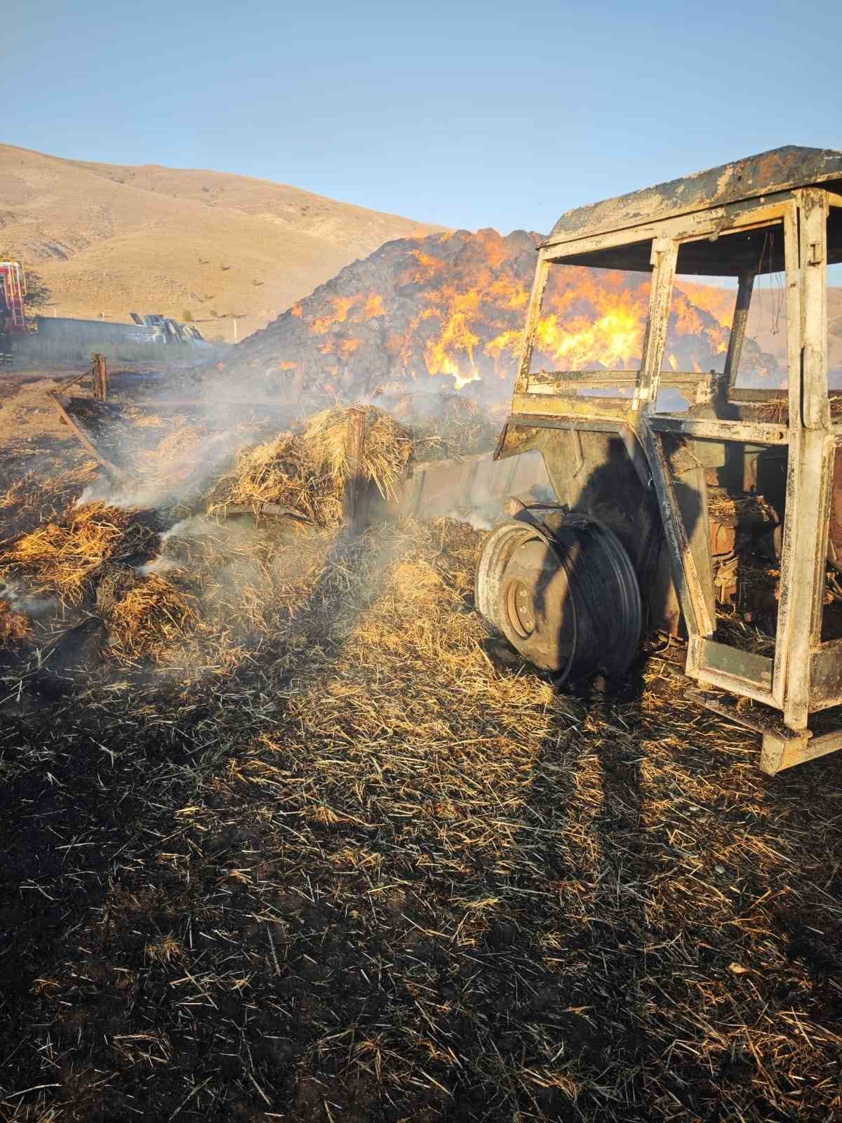 Samanlıkta &ccedil;ıkan yangın, 6 bin balya ve 4 trakt&ouml;r&uuml; k&uuml;le &ccedil;evirdi
