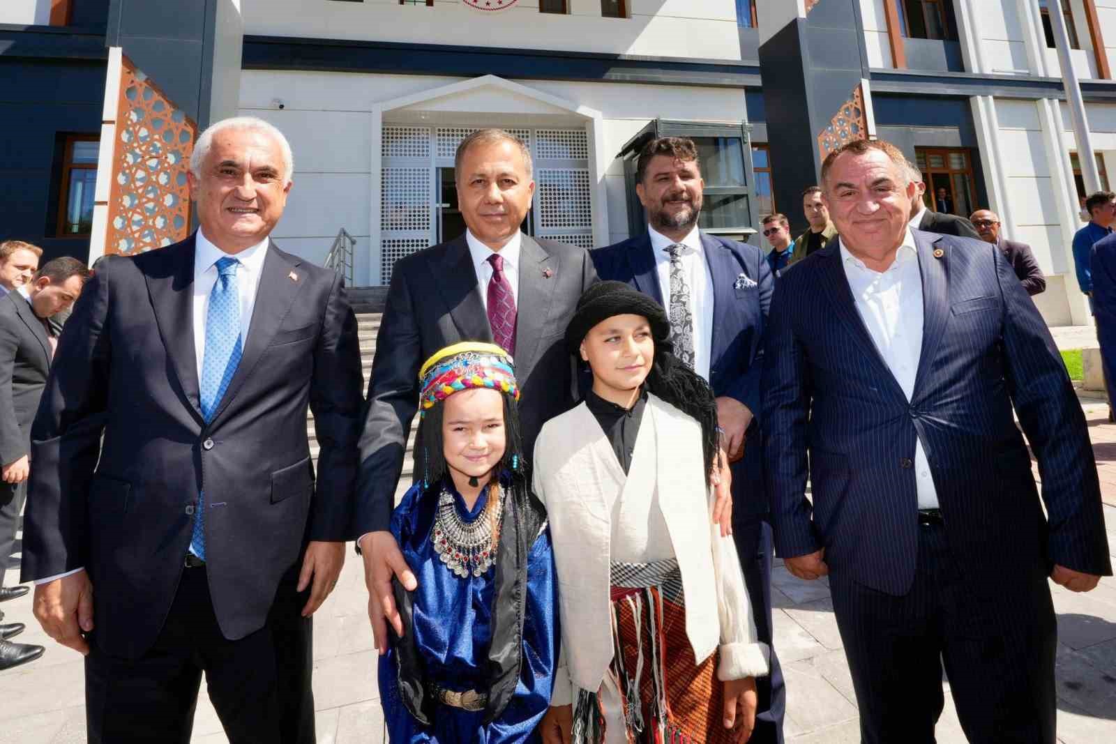 İçişleri Bakanı Yerlikaya: "Artık terörsüz bir Türkiye’nin eşiğindeyiz"