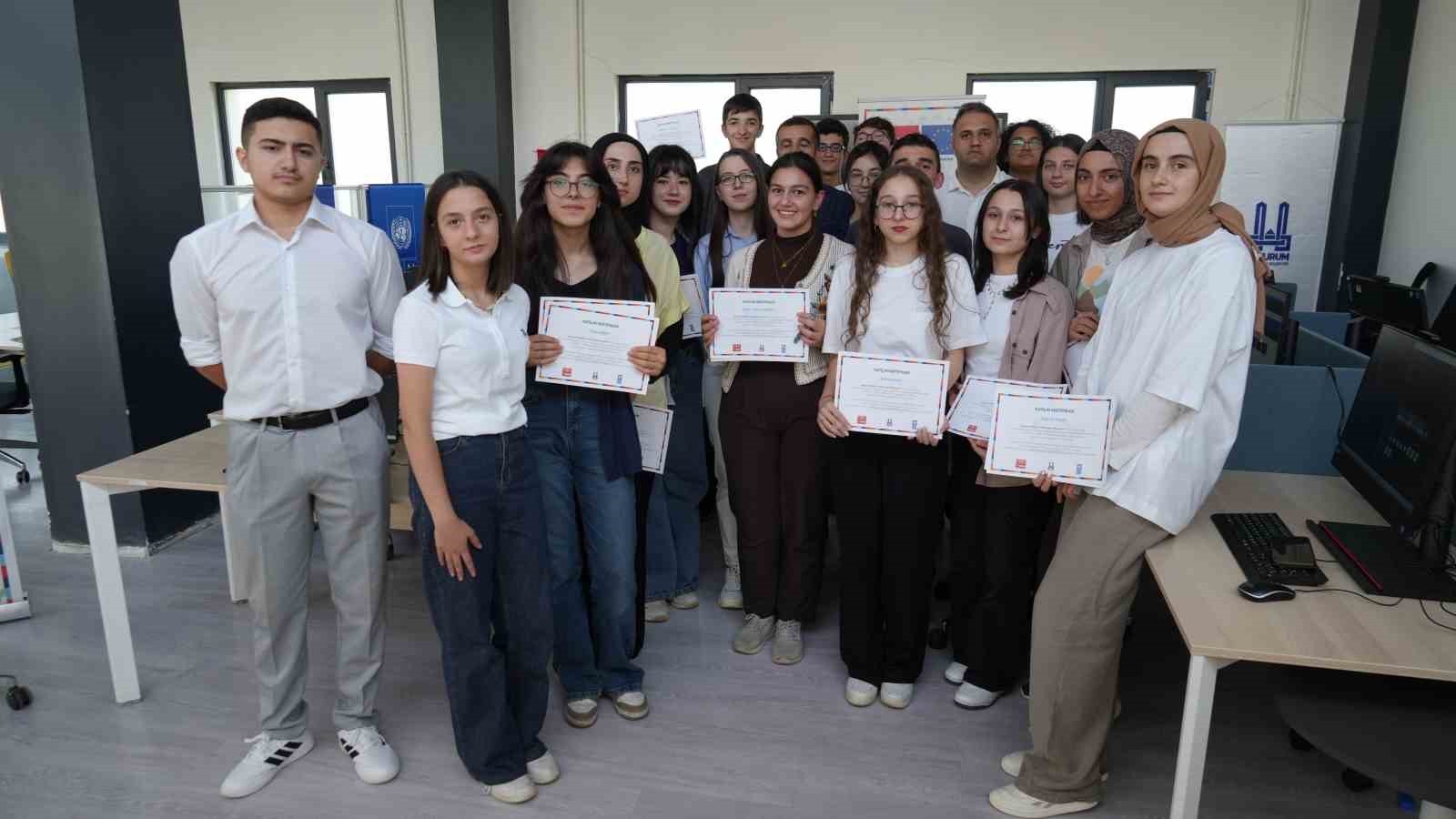 Bug&uuml;n&uuml;n gen&ccedil;leri, geleceğin meslekleriyle buluşuyor
