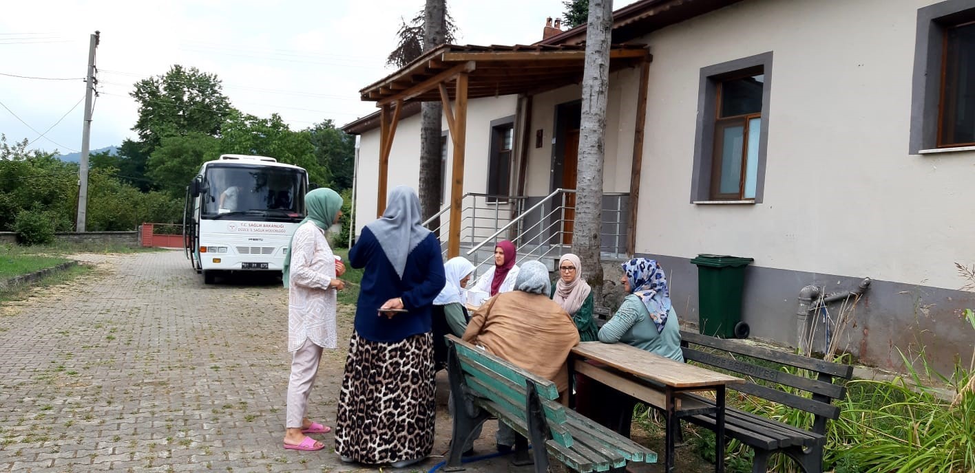 K&ouml;ylerde erken teşhis taraması yapıldı
