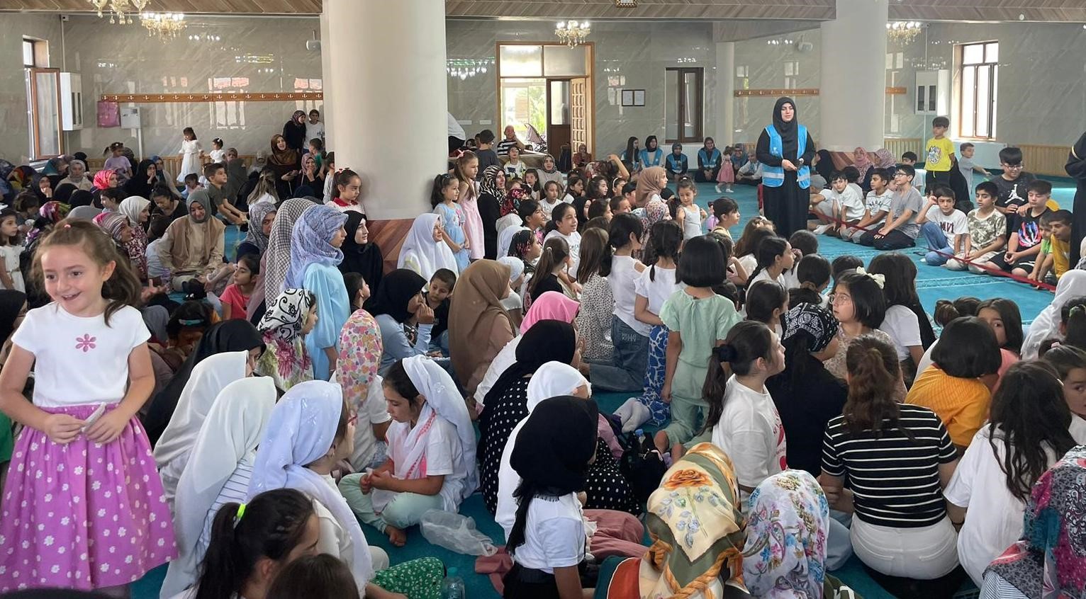 Camii çocuk buluşması gerçekleştirildi