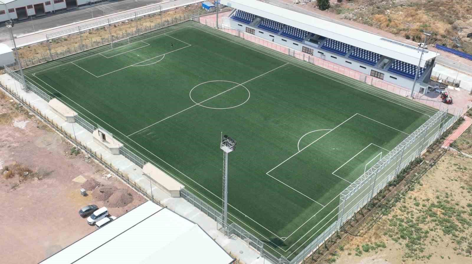 FIFA onaylı yeni spor tesisinde sona yaklaşıldı