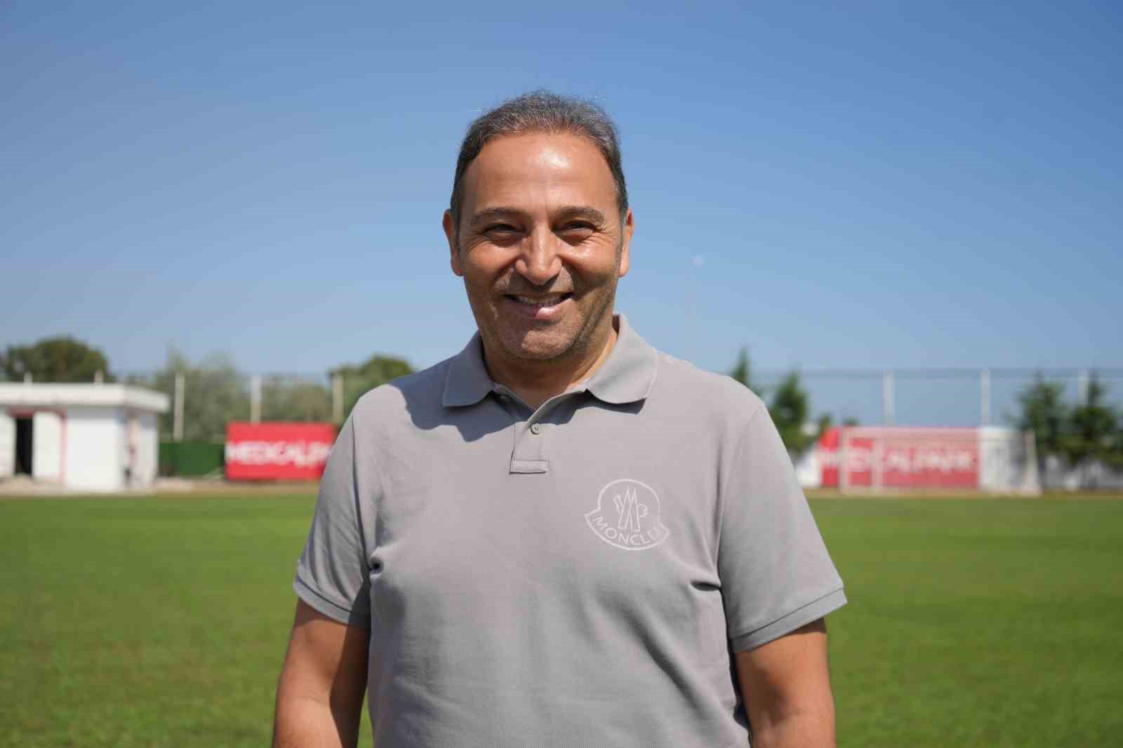 Fuat Çapa: "UEFA listesine 2 yabancı oyuncu ekleyeceğiz"