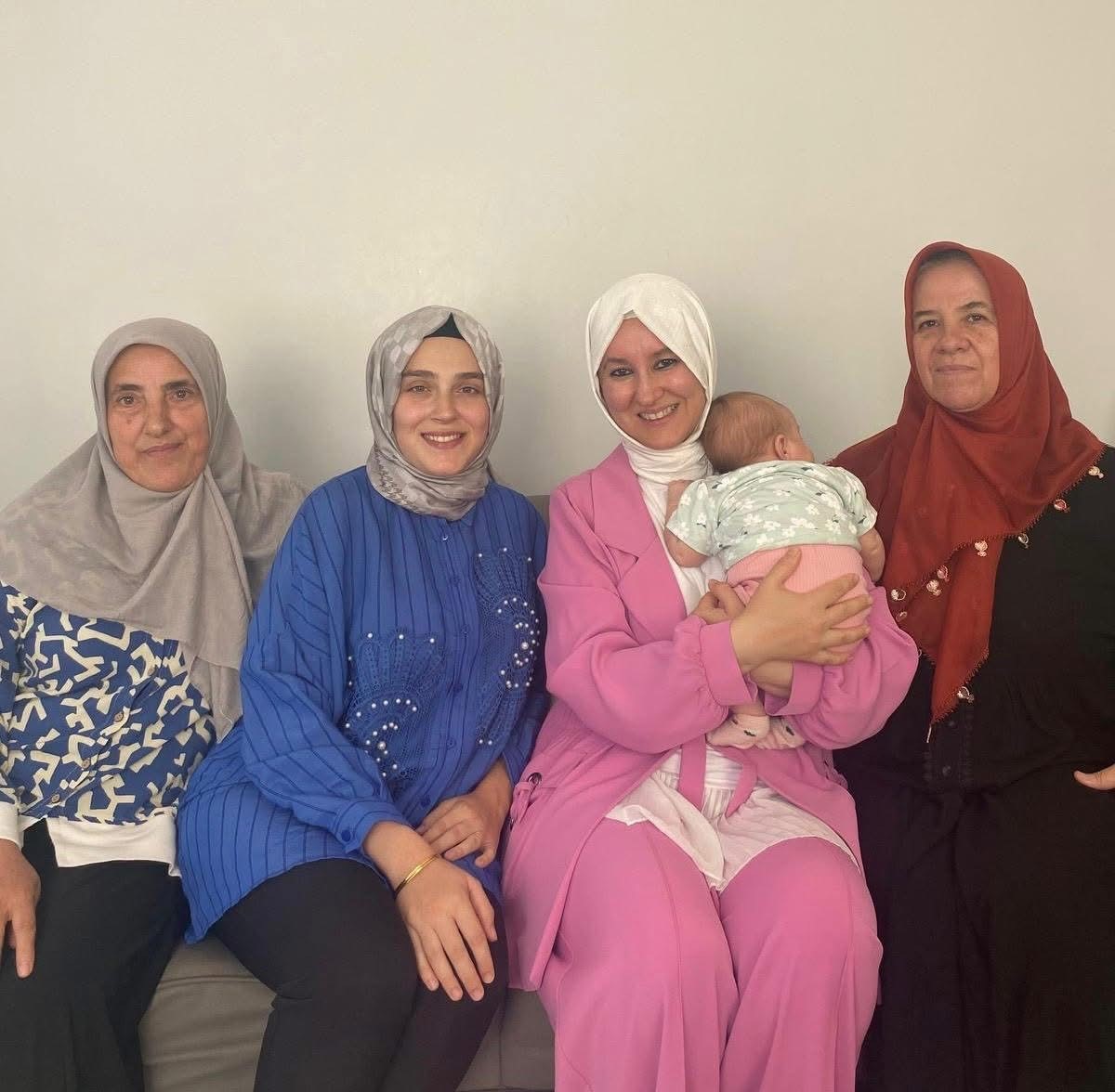 Erenler&rsquo;de ailelerin mutluluğuna ortak oluyorlar
