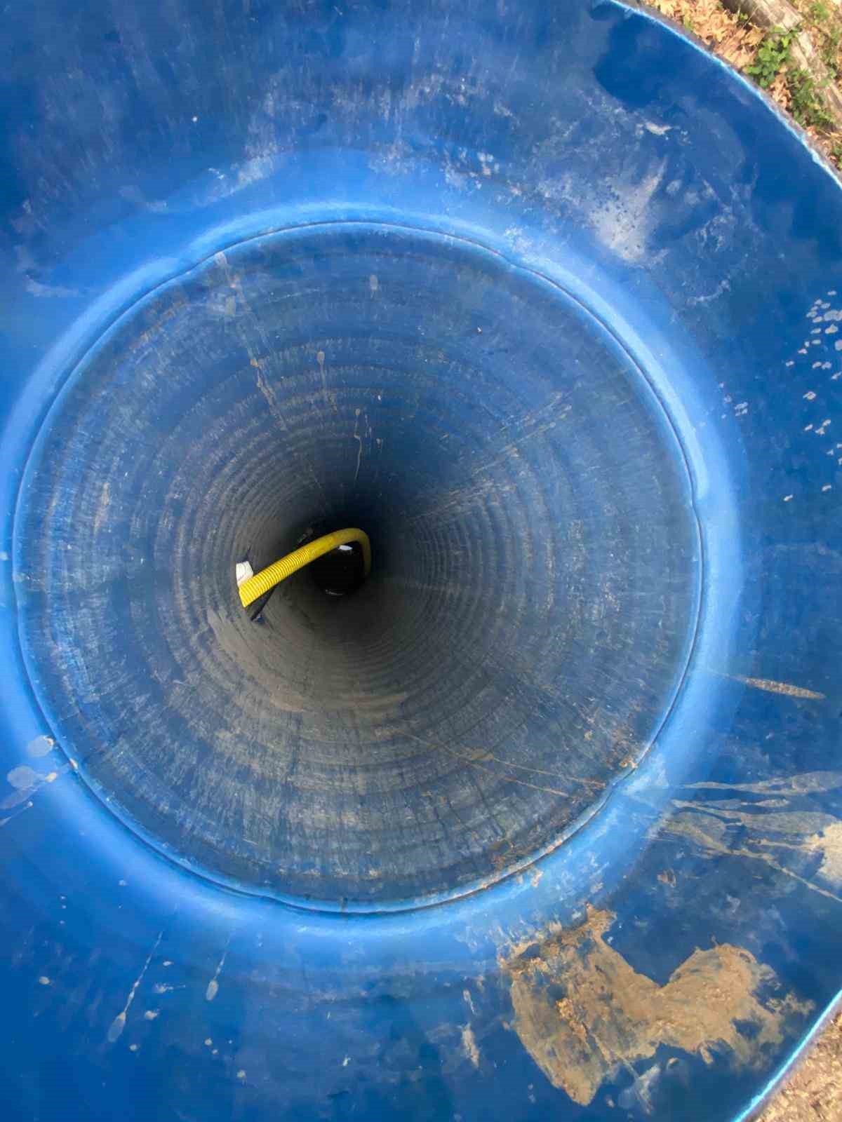 Derenin kuruduğunu ilk kez gördüler: Çiftçiler imece usulü ayakta
