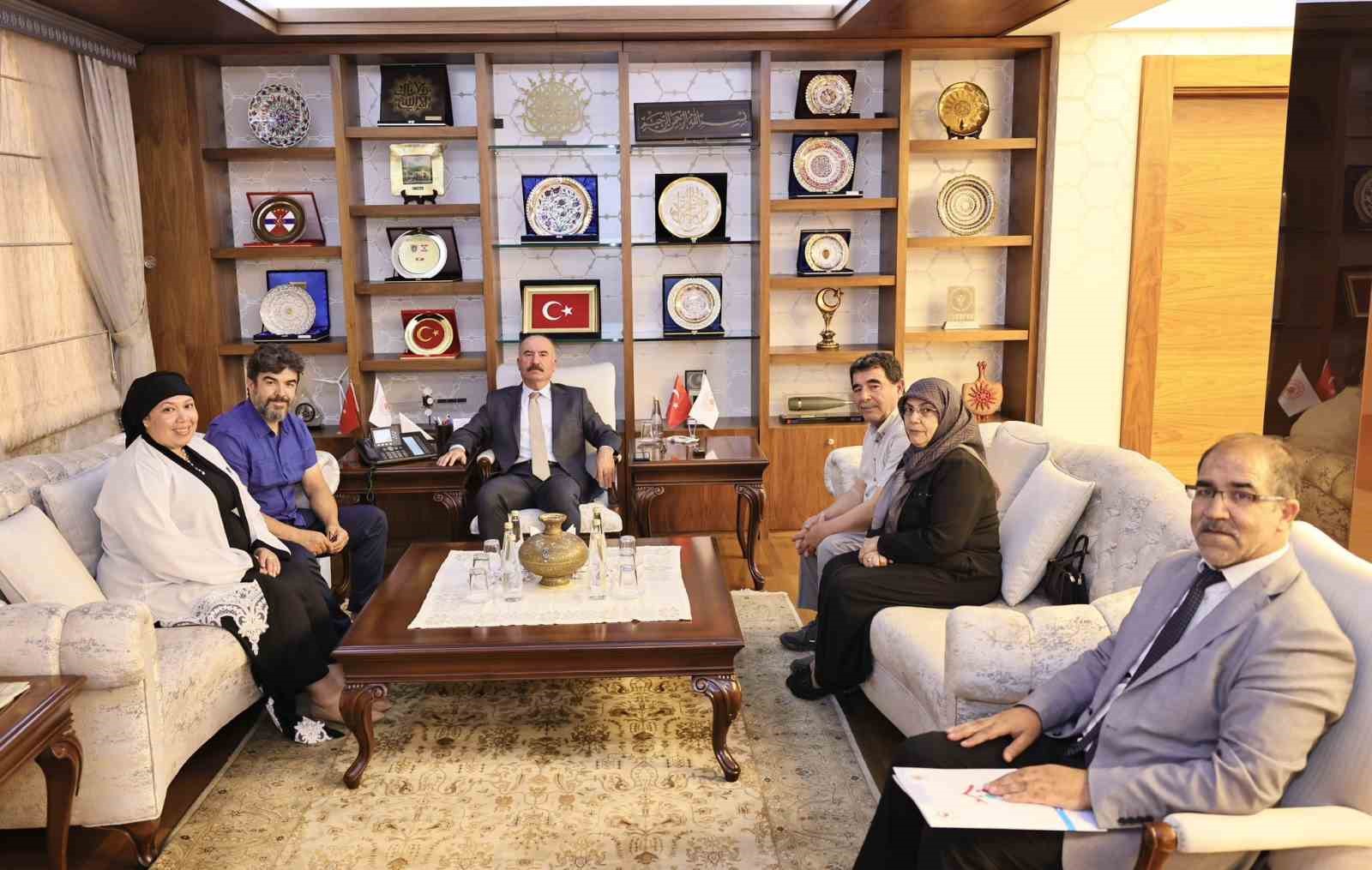 15 Temmuz gazisine devlet &ouml;v&uuml;n&ccedil; madalyası verildi
