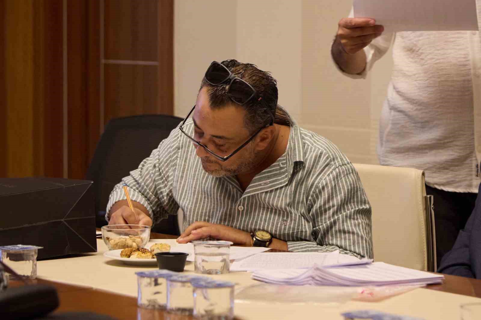 "İstanbul Şiirleri Beste Yarışması"nın kazananları belli oldu
