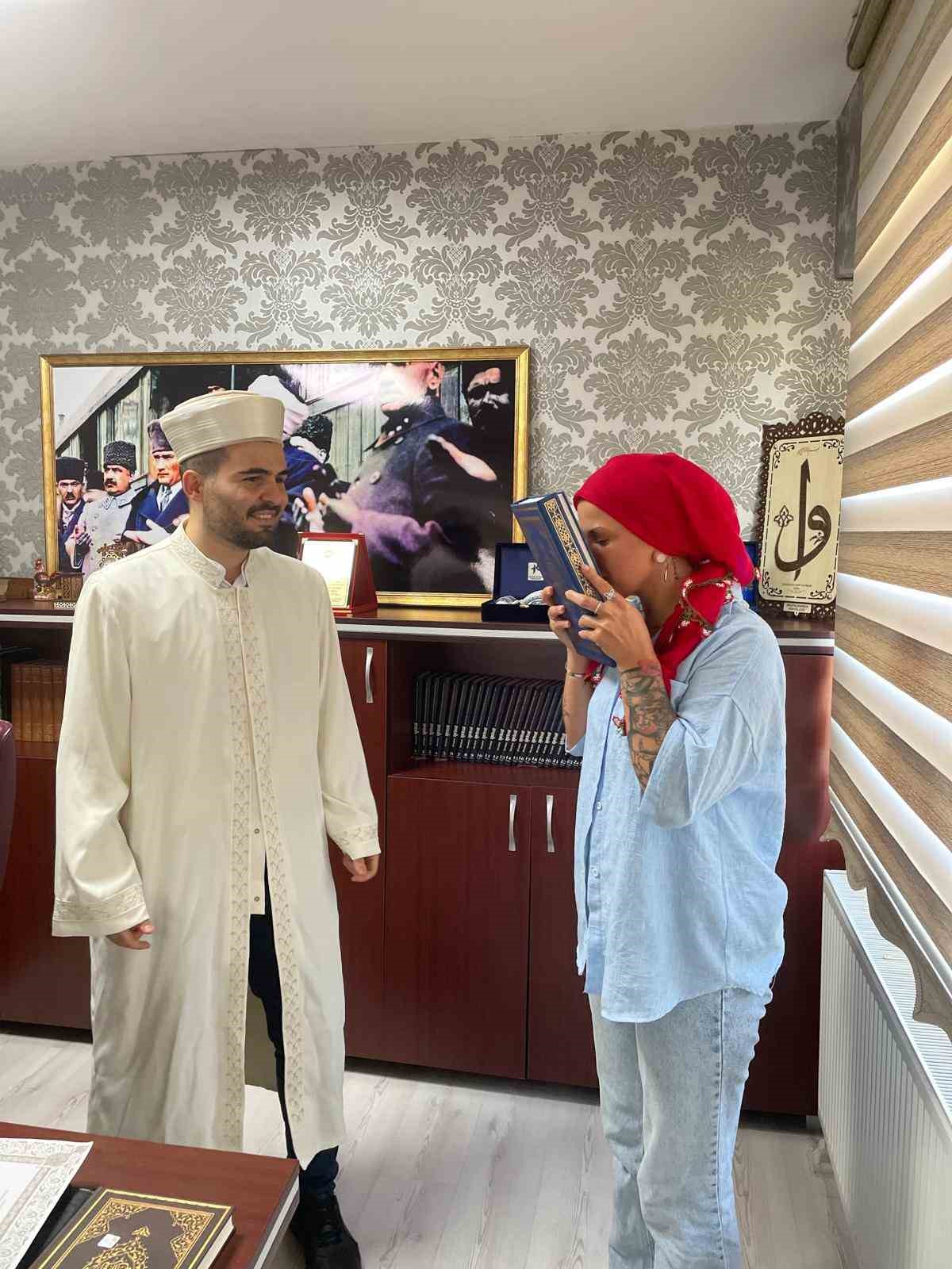 Alman Katherina İslamiyet’i seçti
