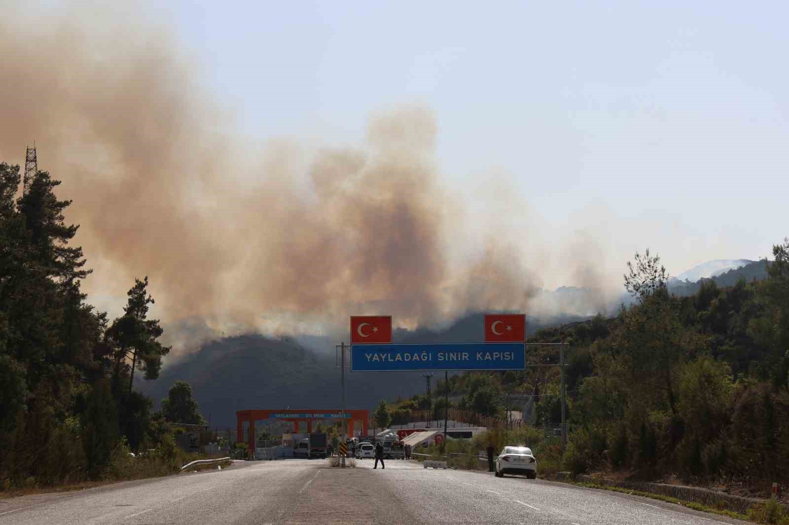 Suriye’deki yangın Türkiye’ye sıçradı