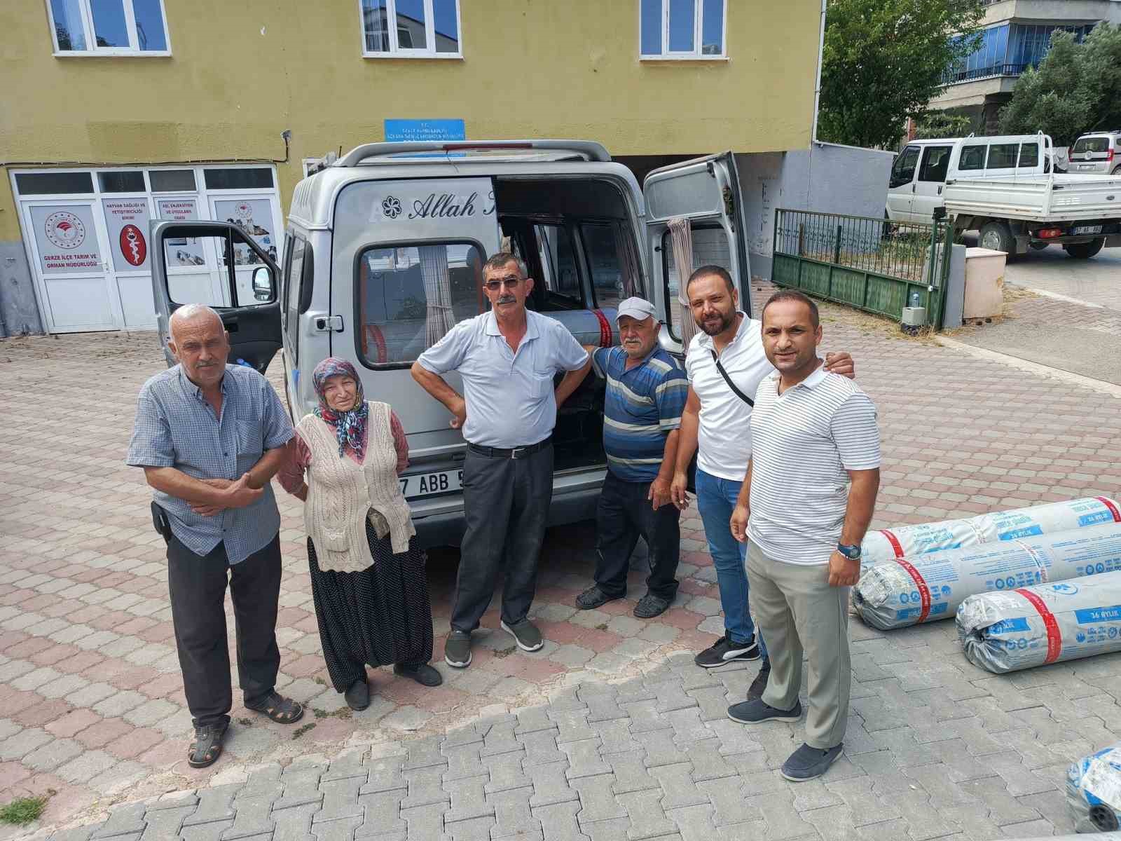 &Ccedil;ift&ccedil;ilere sera naylonu desteği
