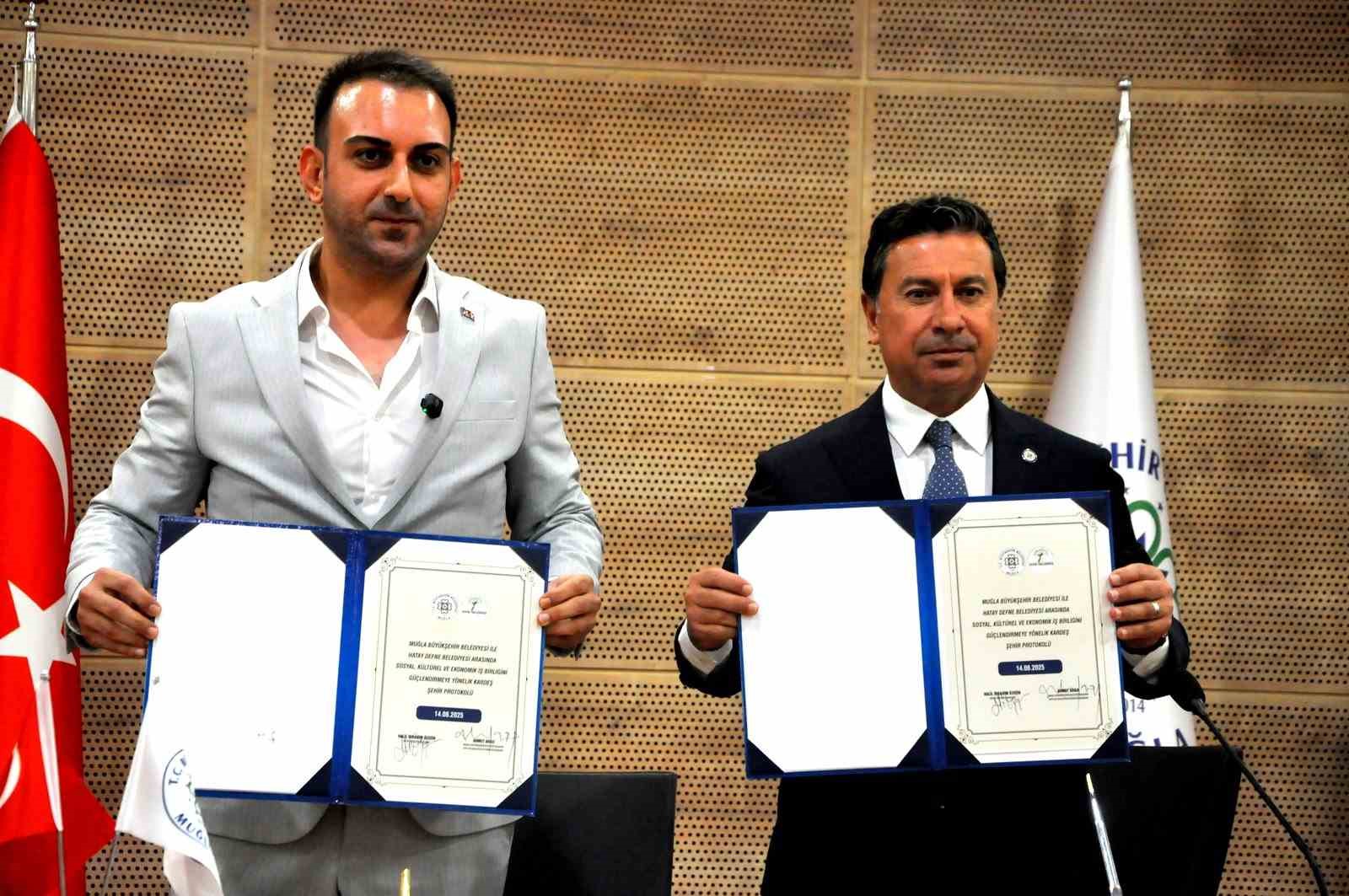 Muğla B&uuml;y&uuml;kşehir Belediyesi ile Hatay Defne Belediyesi kardeş şehir oldu
