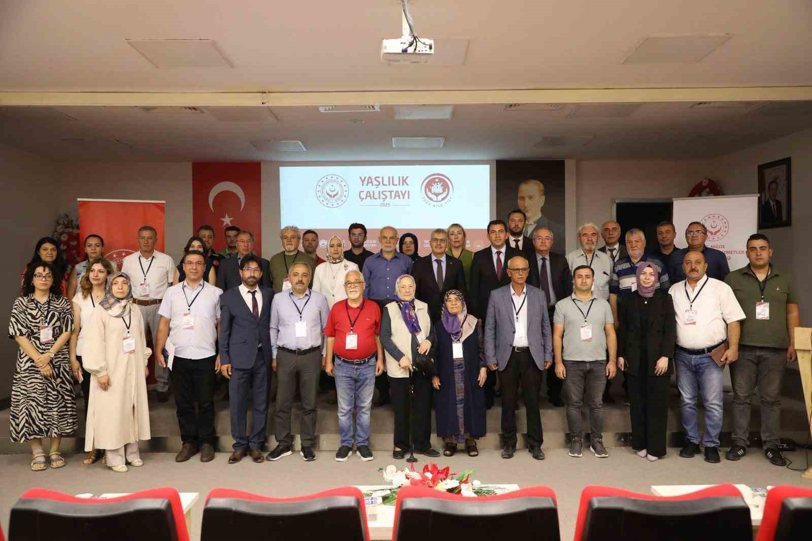Niğde’de yaşlılık çalıştayı düzenlendi