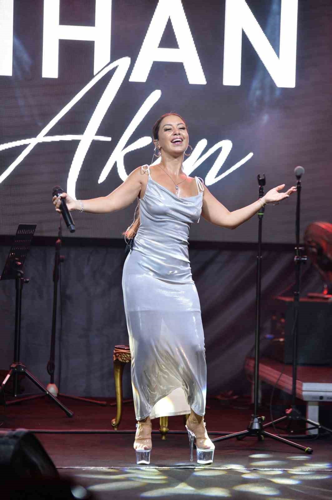 Bodrum’da Nihan Akın rüzgarı esti