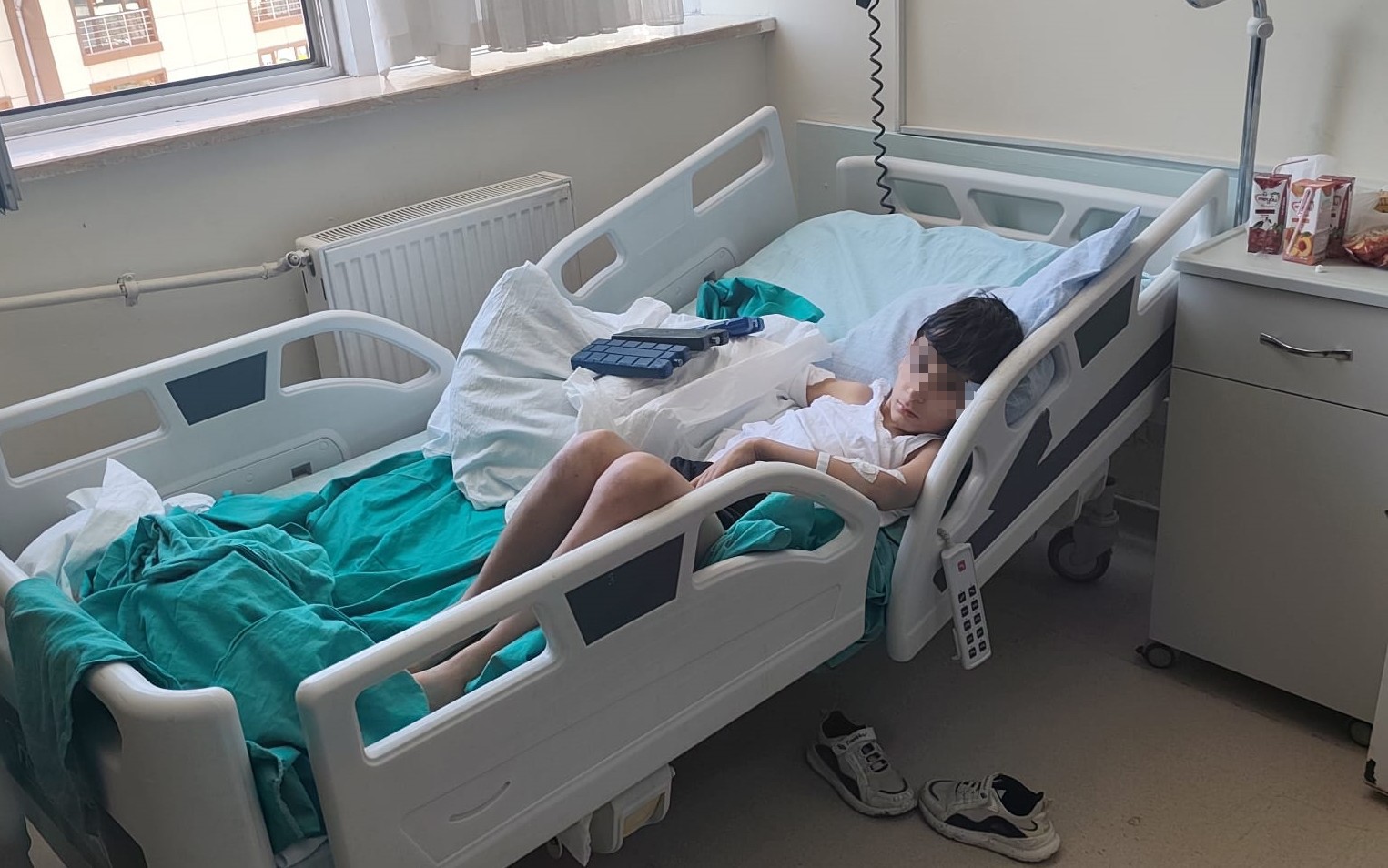 &Ccedil;ocuğu bisikletten iten uzman &ccedil;avuş g&ouml;zaltına alındı
