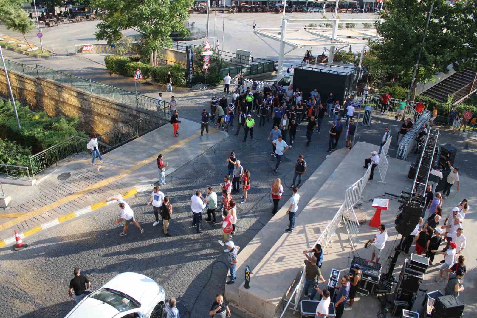 Aydın&rsquo;da &rsquo;topuklu&rsquo; eylem
