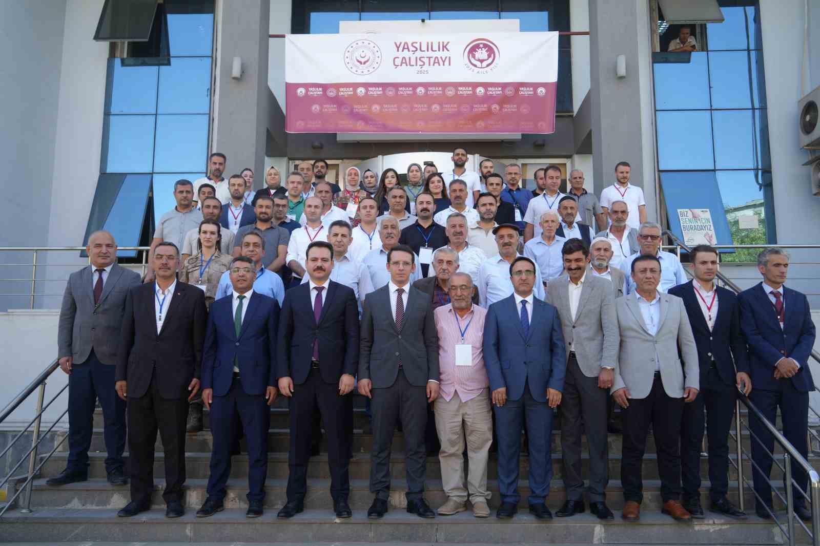 Muş&rsquo;ta Yaşlılık &Ccedil;alıştayı d&uuml;zenlendi
