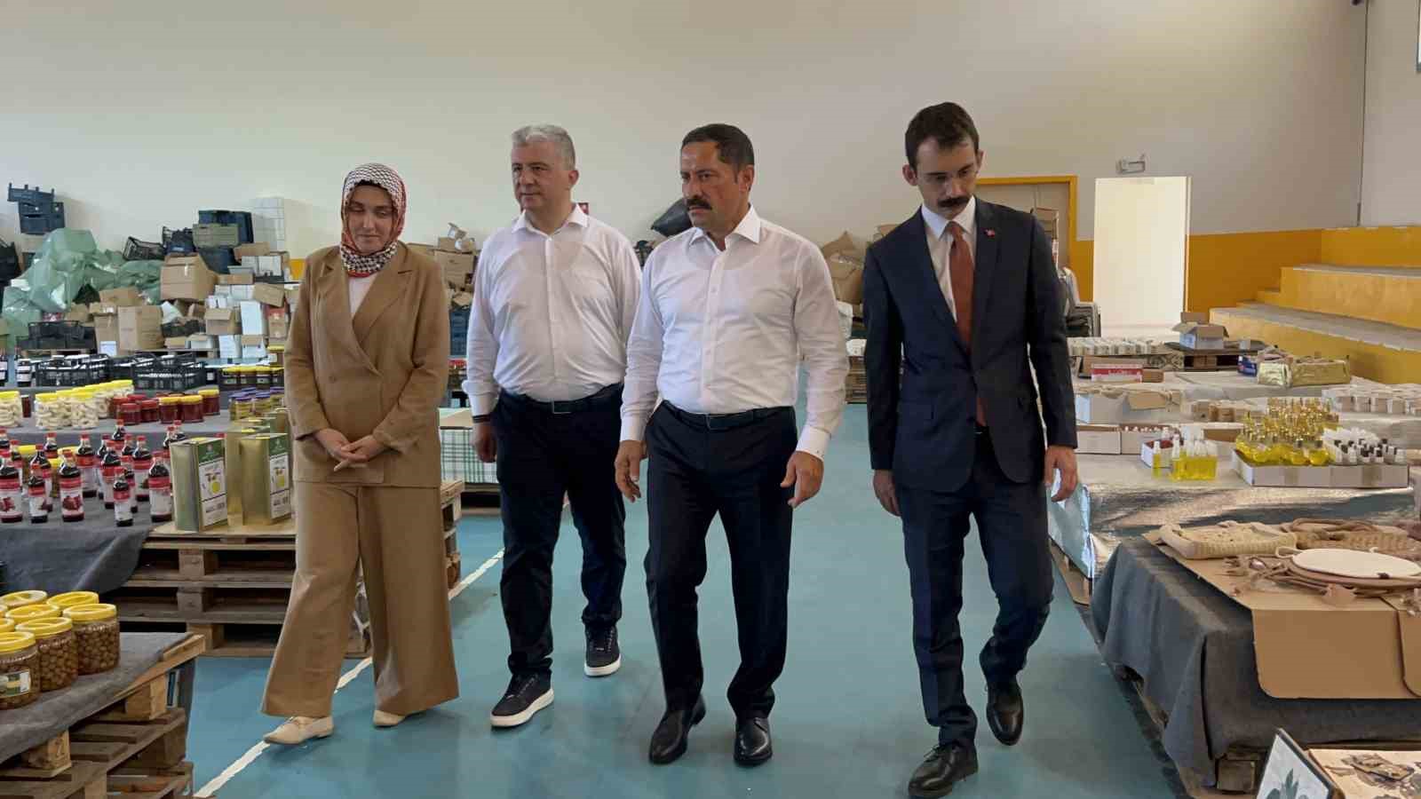 Depremzede kadınları &uuml;retime teşvik eden "Hayat Hatay" projesi, 600 kadını kooperatif &ccedil;atısı altında birleştirdi
