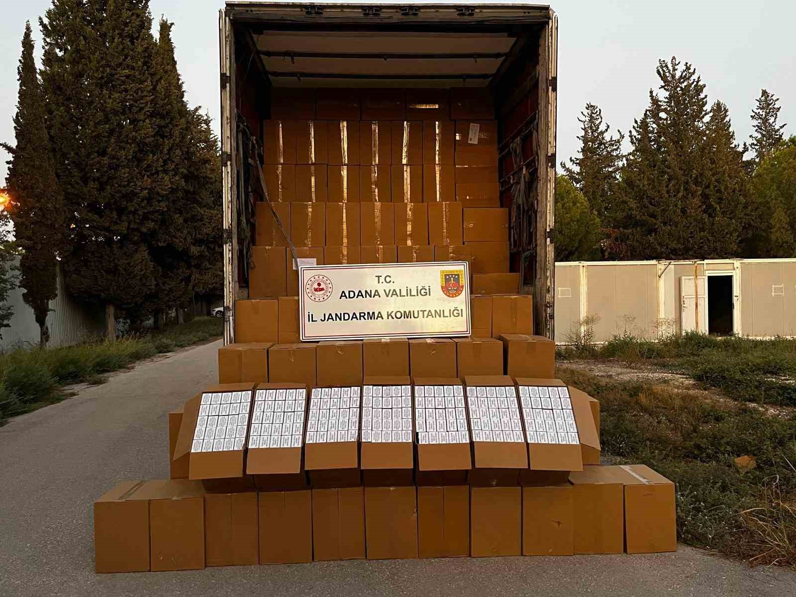 Adana’da 6 milyon 500 bin adet makaron ele geçirildi