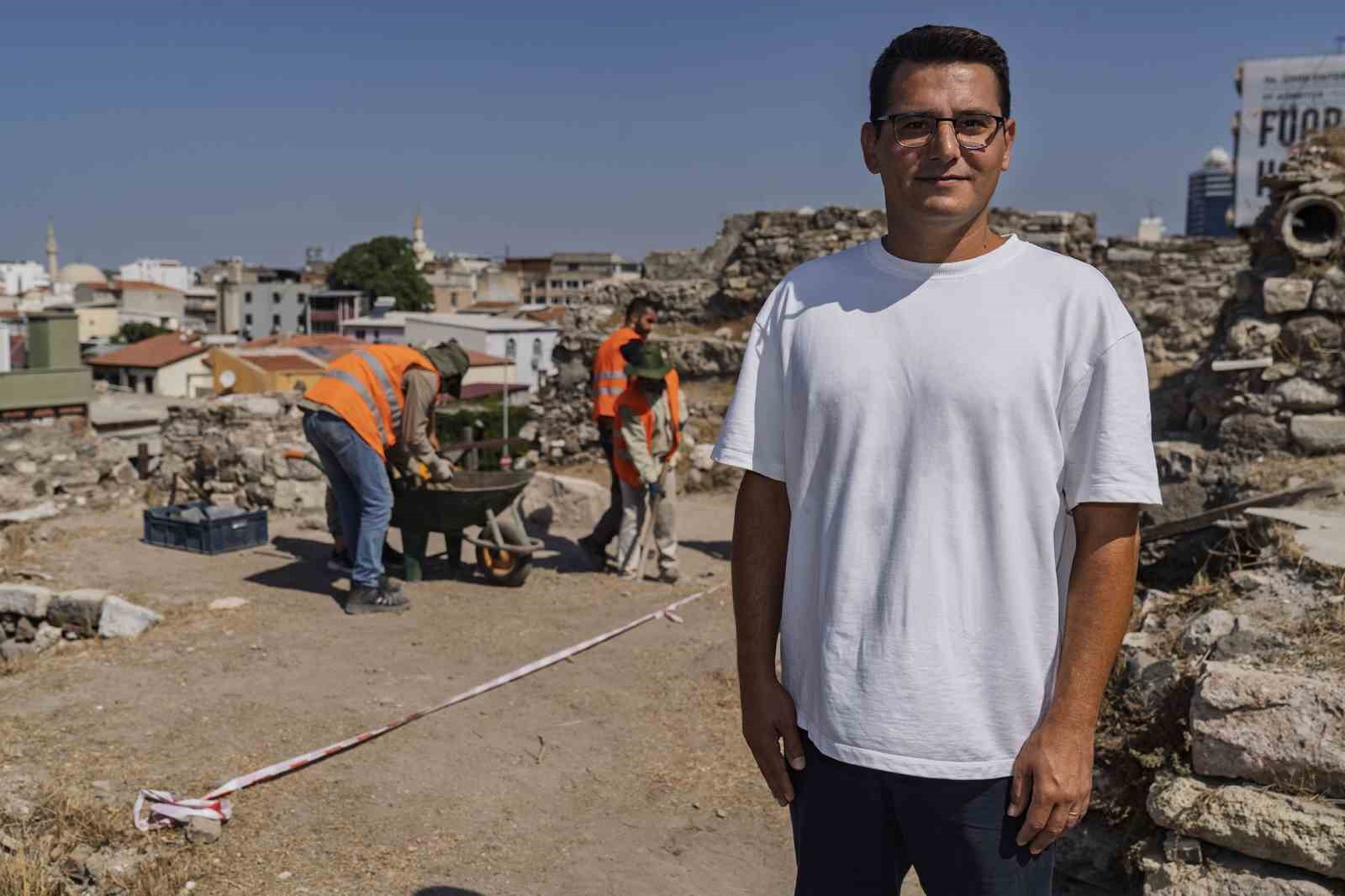 Smyrna Antik Kenti’nde kazılar sürürüyor
