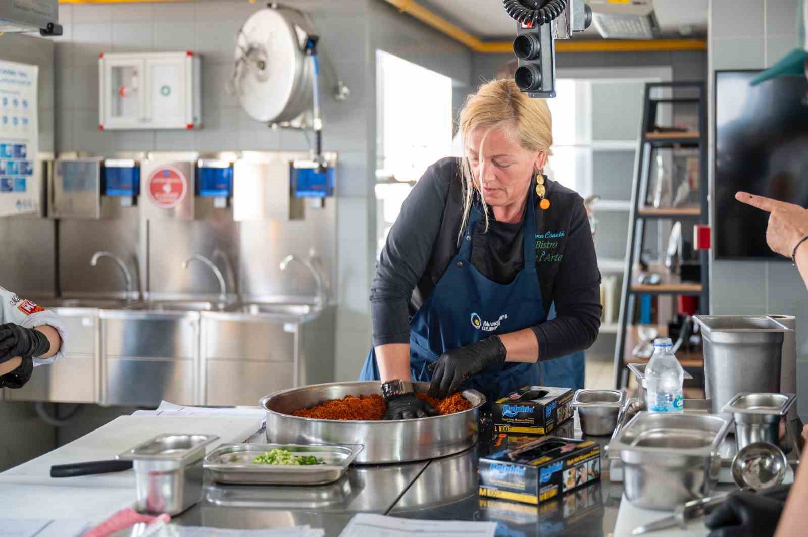 Romanyalı ve Türk şefler İstanbul’da gastronomi için buluştu