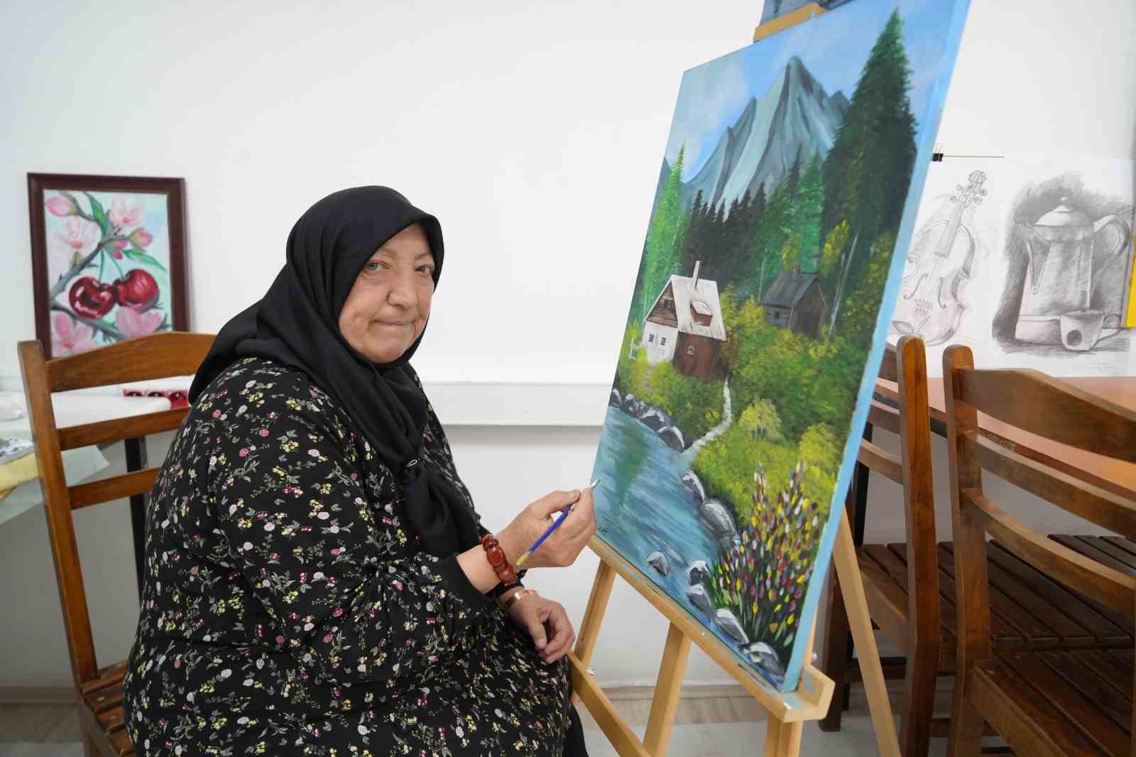 65 yaşında resim yeteneğini keşfetti