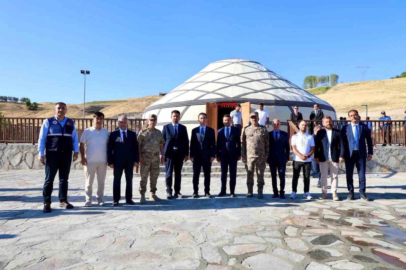 Ahlat, büyük zaferin etkinliklerine hazırlanıyor