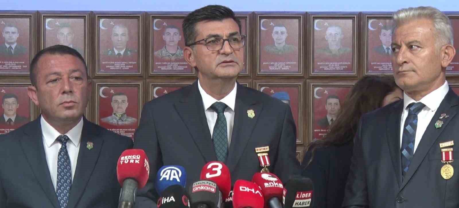 Şehit aileleri ve gazilerden ‘Terörsüz Türkiye’ sürecine destek