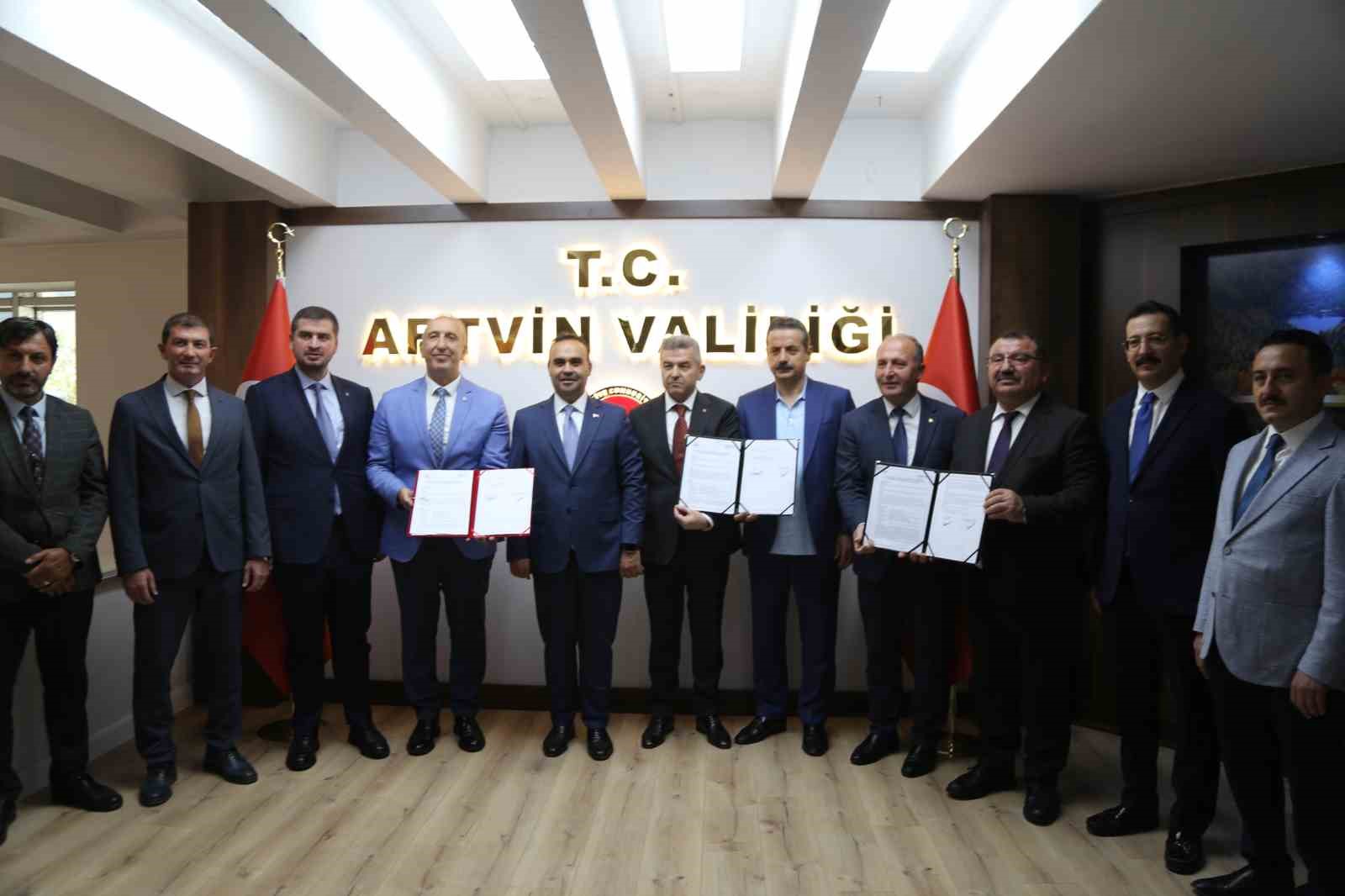 Bakan Kacır: "Türkiye yüzyılında Artvin’in yıldızı daha da parlayacak"