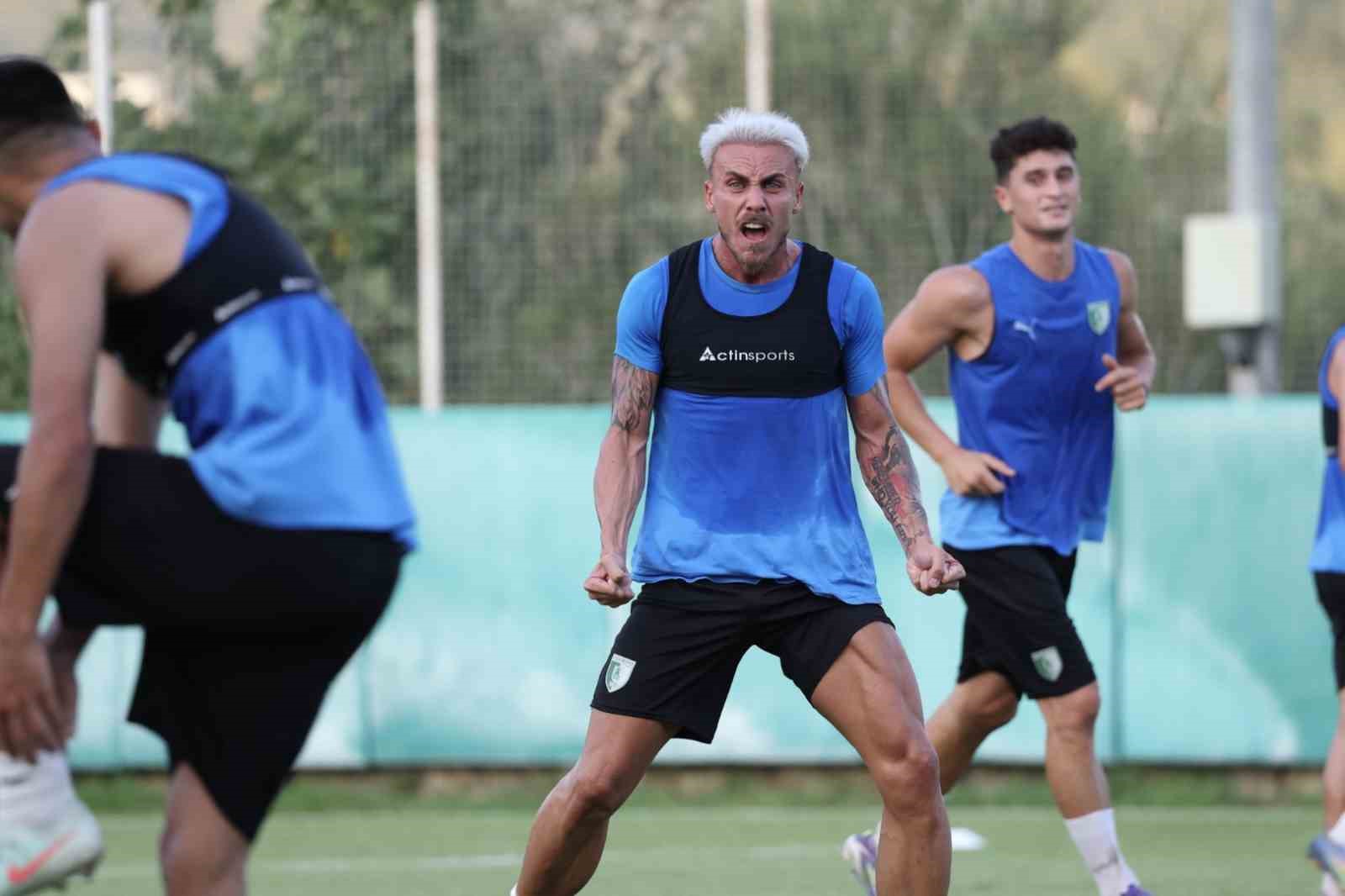 Burhan Eşer: "İnşallah, Sivasspor maçından istediğimiz sonuçla döneceğiz"