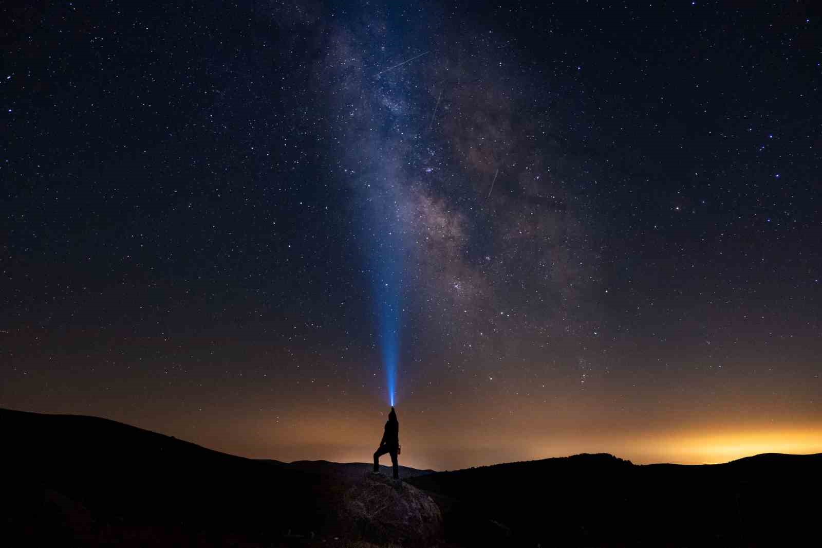 Meteor yağmuru görsel şölen sundu
