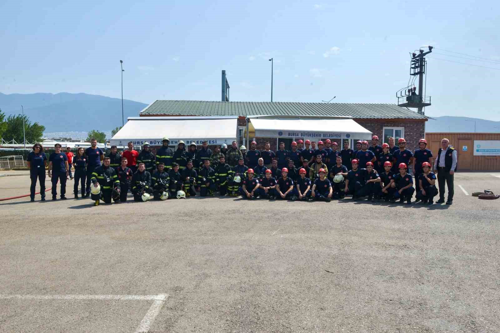 Bursa itfaiyesinden nefes kesen tatbikat