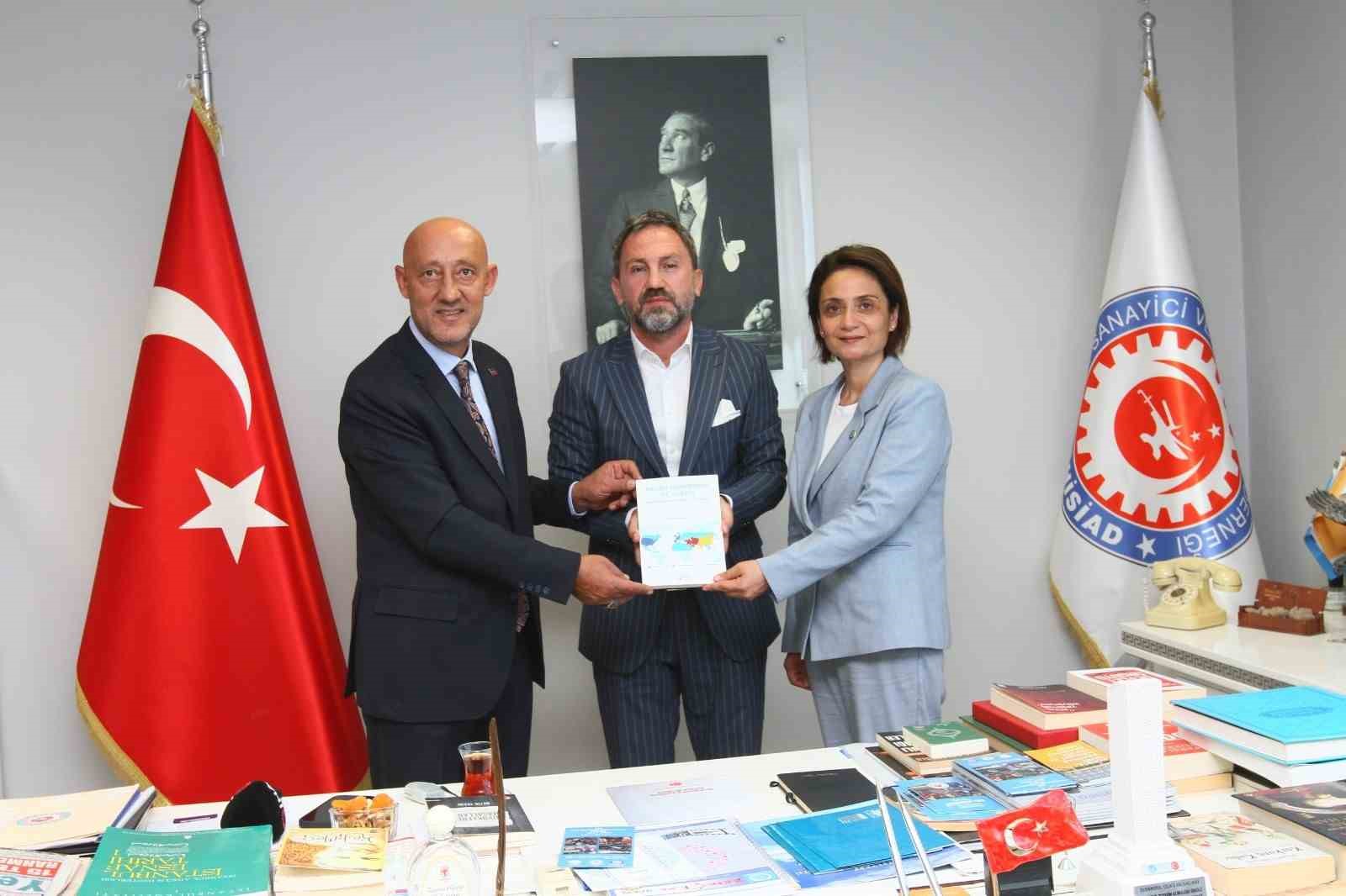 "Terörsüz Türkiye için kardeşliğimizin fitnesini bertaraf etmek zorundayız"
