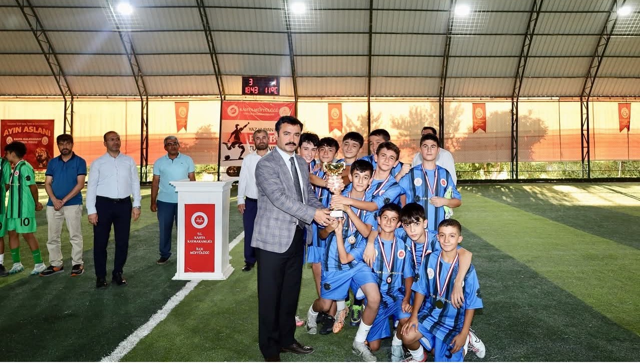 Kahta’da camiler arası futbol turnuvası sona erdi