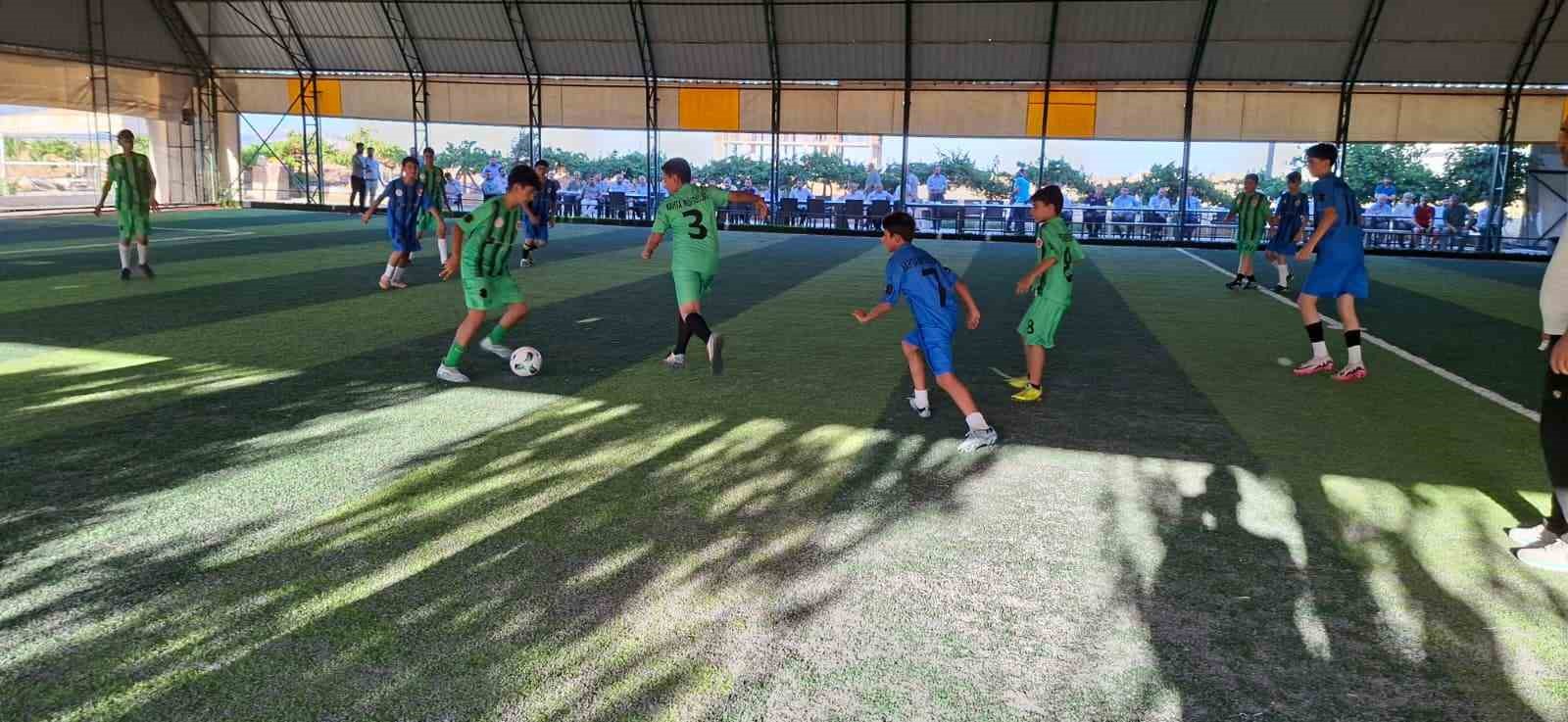 Kahta&rsquo;da camiler arası futbol turnuvası sona erdi
