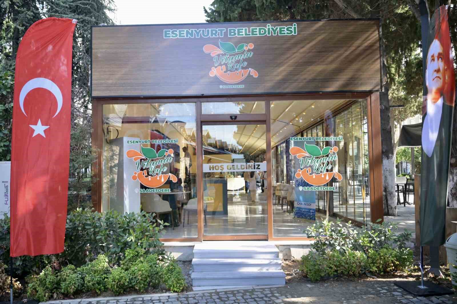 Esenyurt’ta Saadetdere Vitamin Kafe, ilk gününde gazileri ağırladı