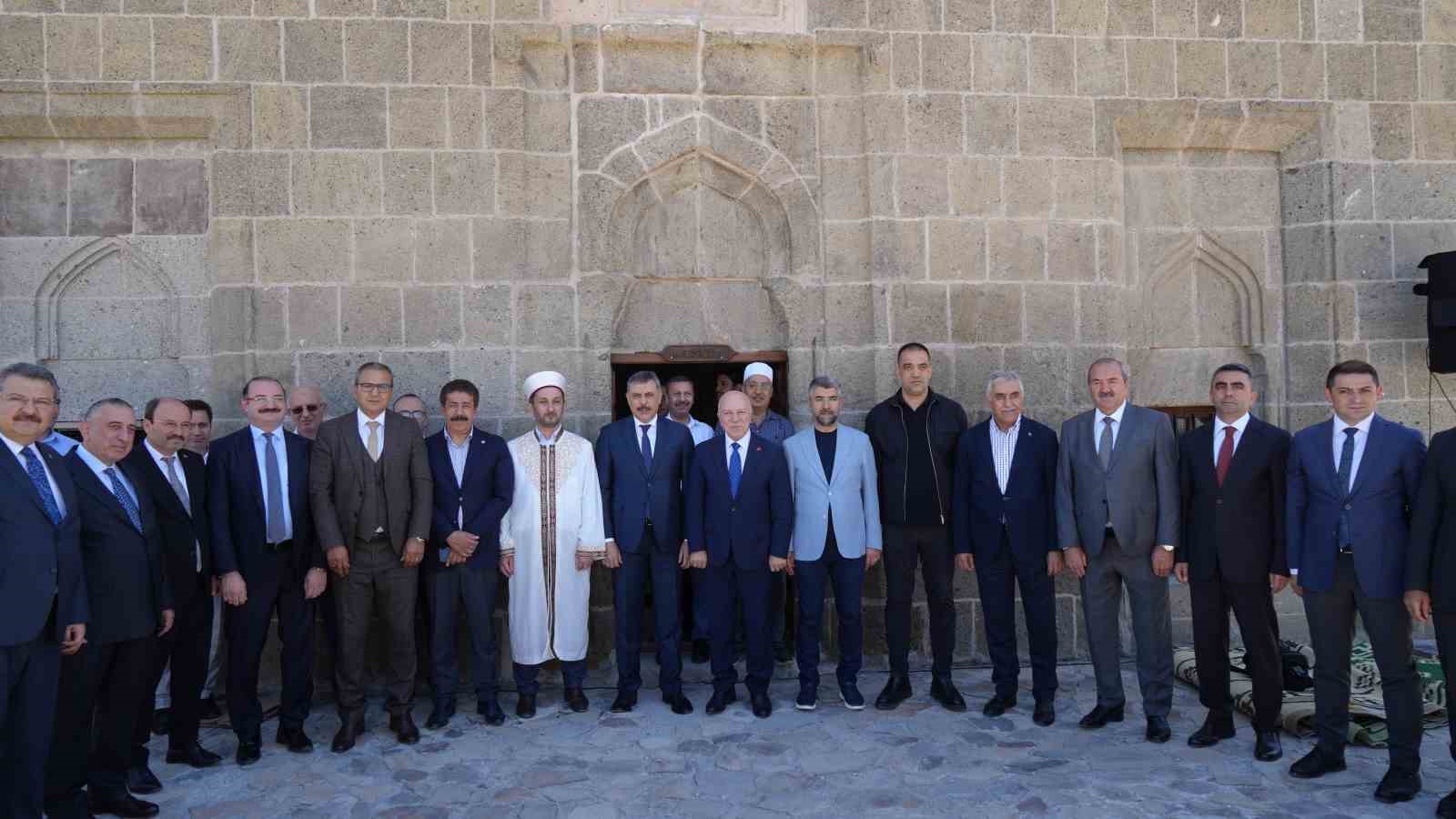 Erzurum Kale Mescit ’inde bir ilk