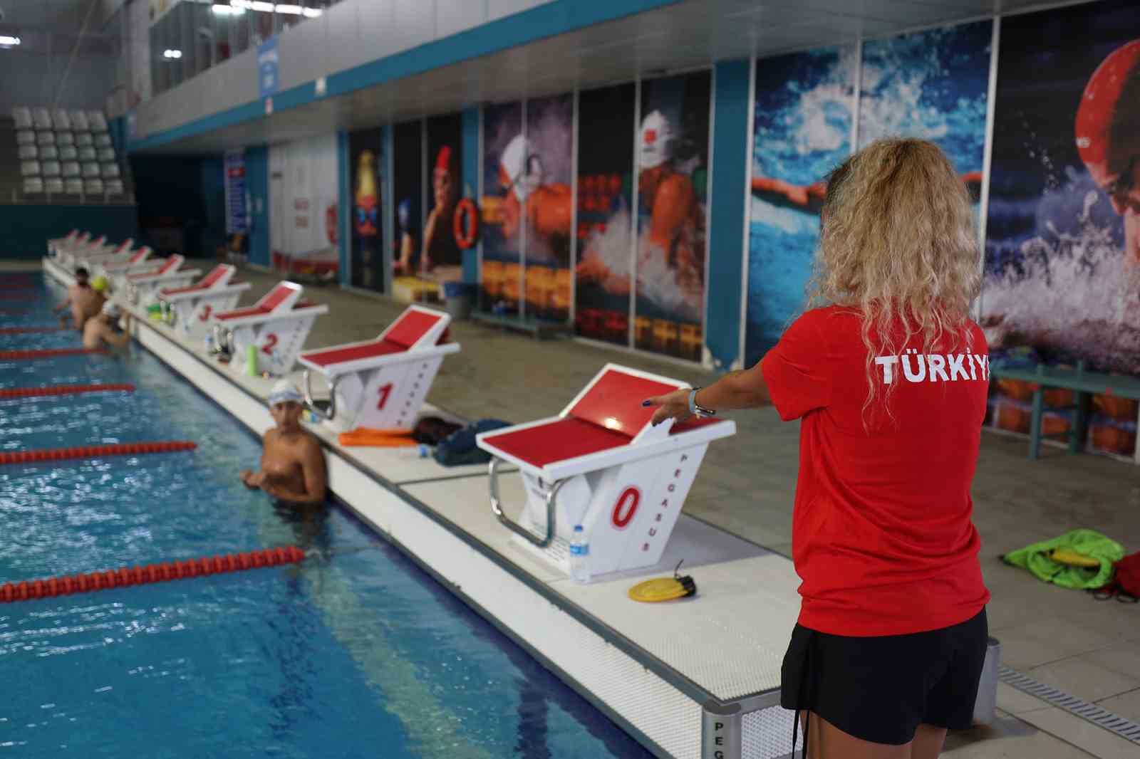 &Ouml;zel Sporcular Y&uuml;zme Milli Takımı Sakarya&rsquo;da kamp yapıyor

