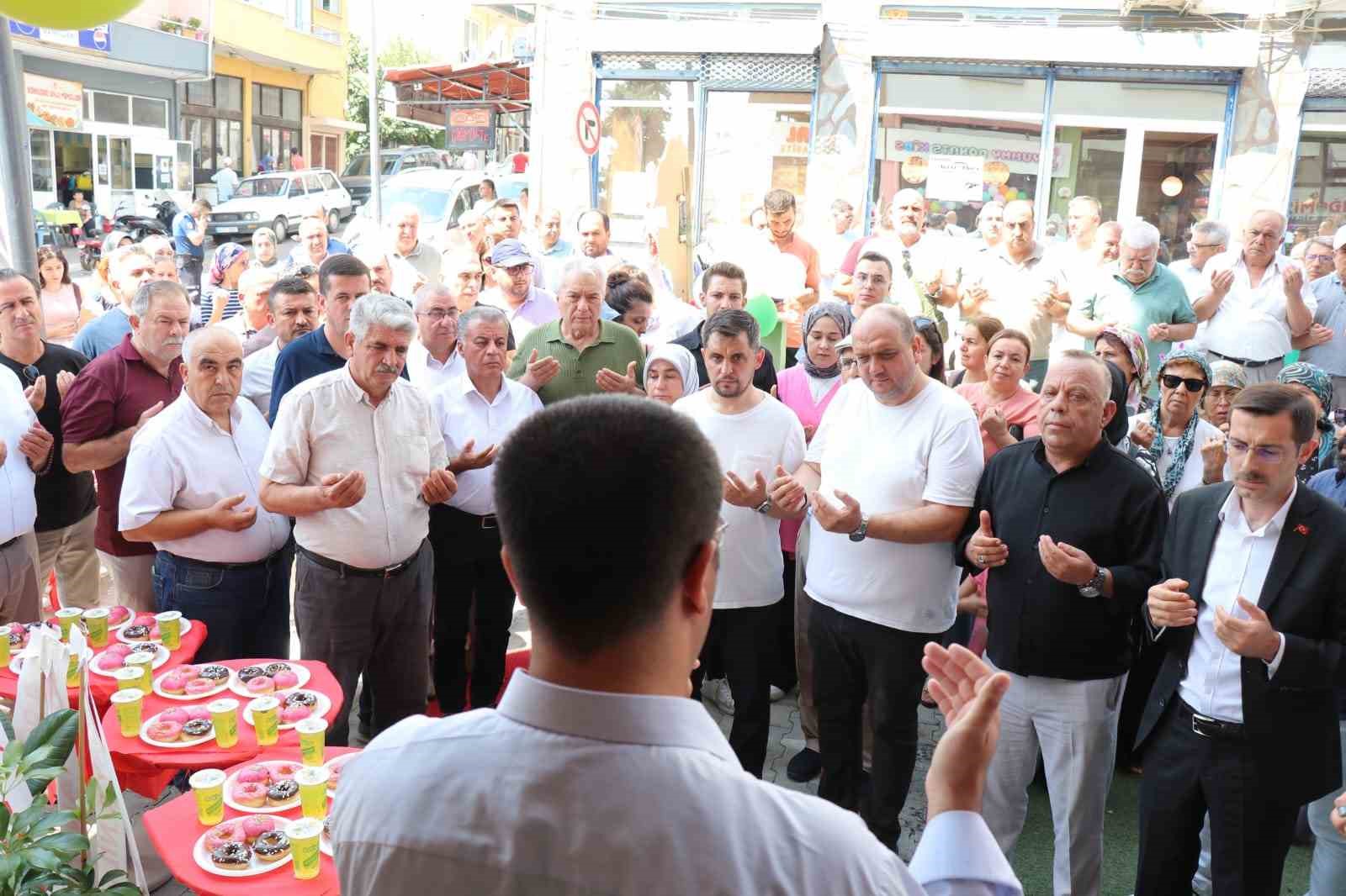 Bozdoğan&rsquo;da kurdeleler &ccedil;ocuklar i&ccedil;in kesildi
