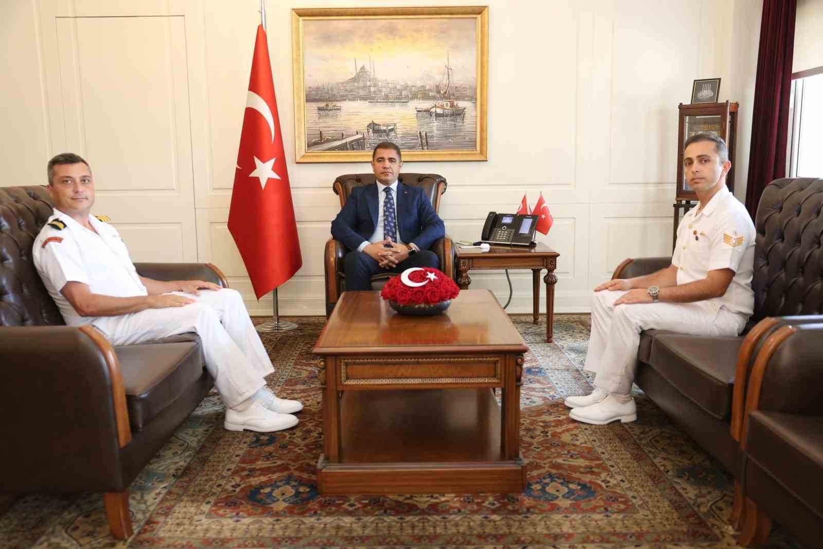 Yeni komutan Vali Aslan ile buluştu