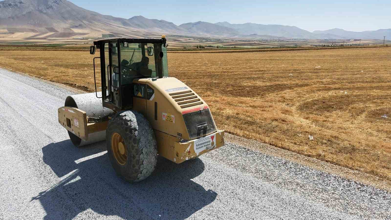 Ekinznn yollar bykehir belediyesi ile yenileniyor
